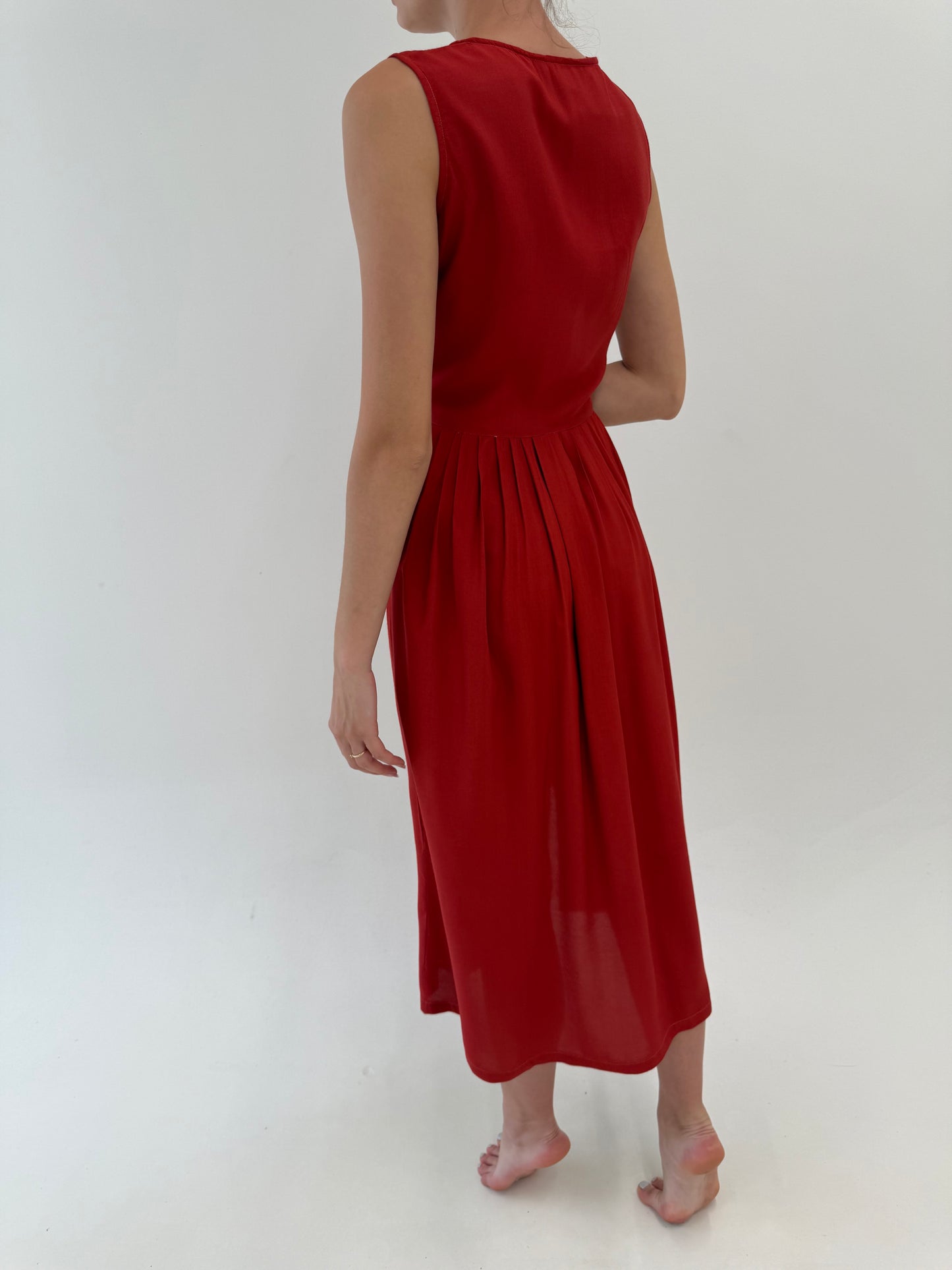 Rochie maxi cu corsaj și broderie brick red super vaporoasă