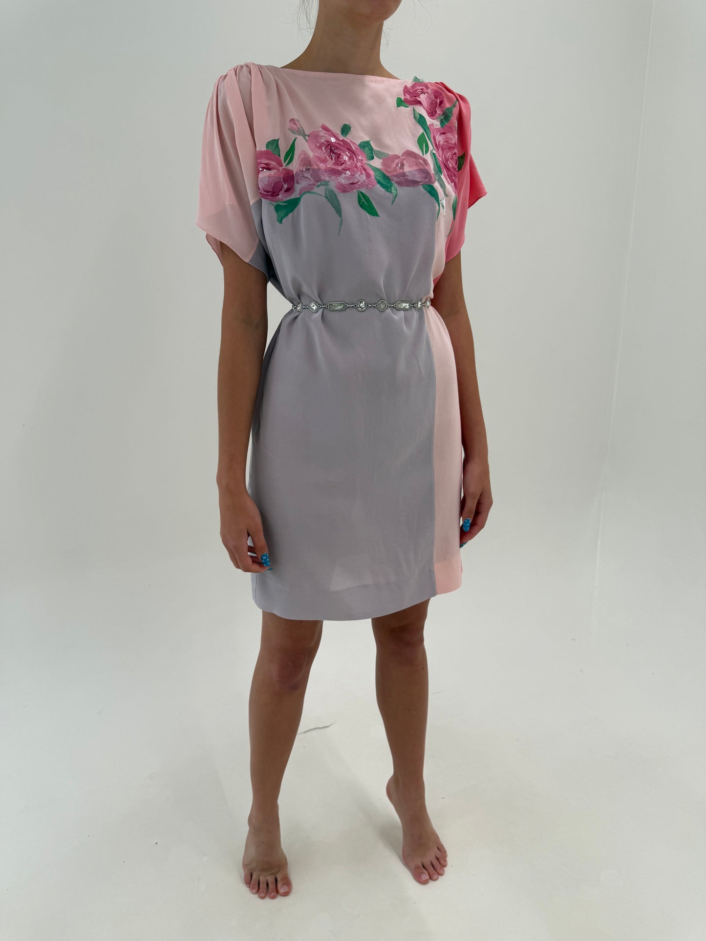 Rochie vintage din mătase naturală cu umeri drapați în culori pudrate și croi boxy