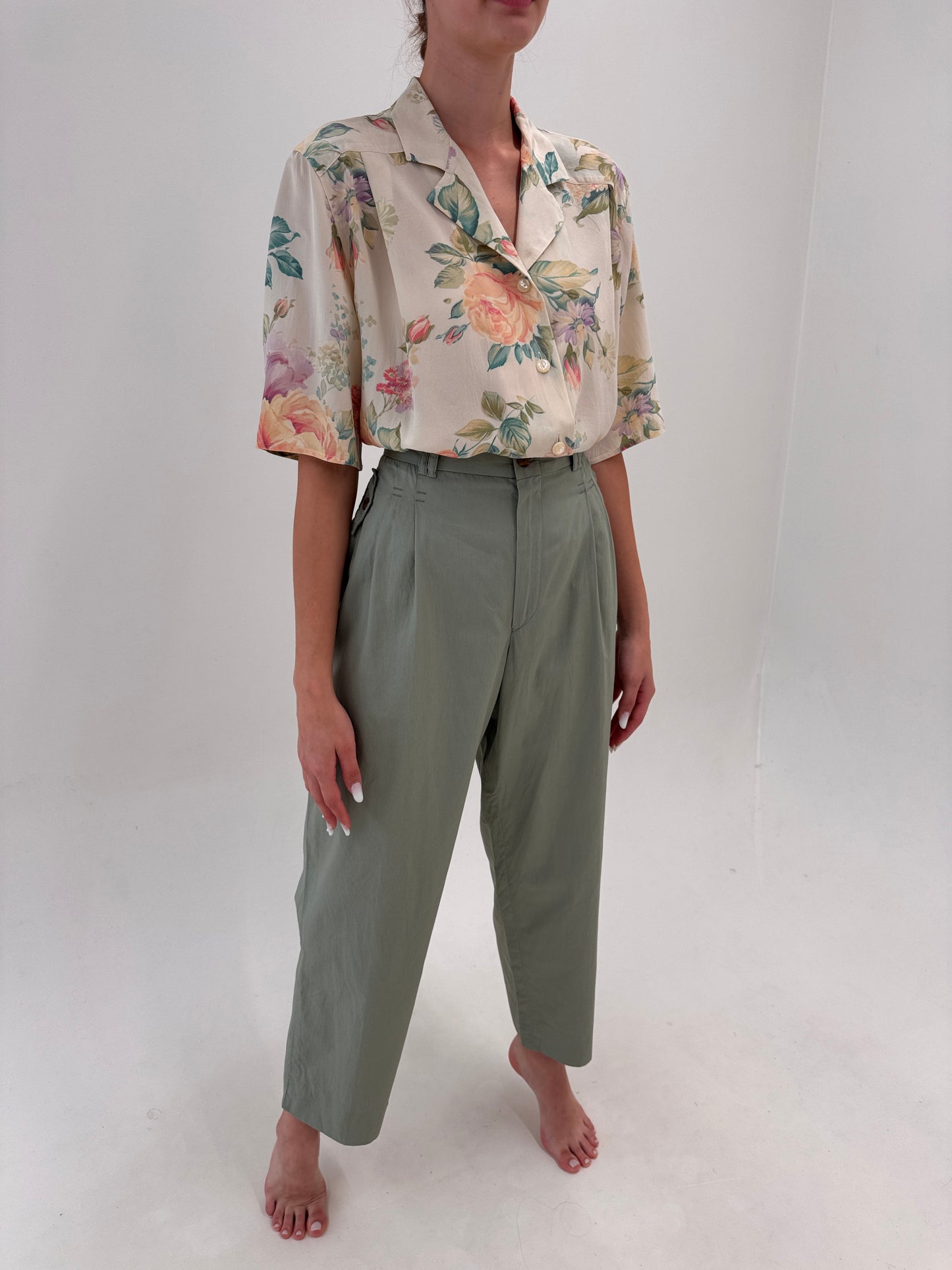 Pantaloni dusty Sage green vintage din bumbac cu pense și talie ultra înaltă