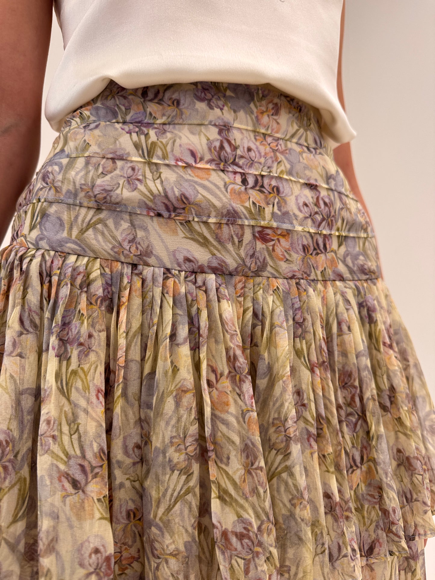 Fustă luxury Blumarine din plise de mătase naturală în culori pudrate