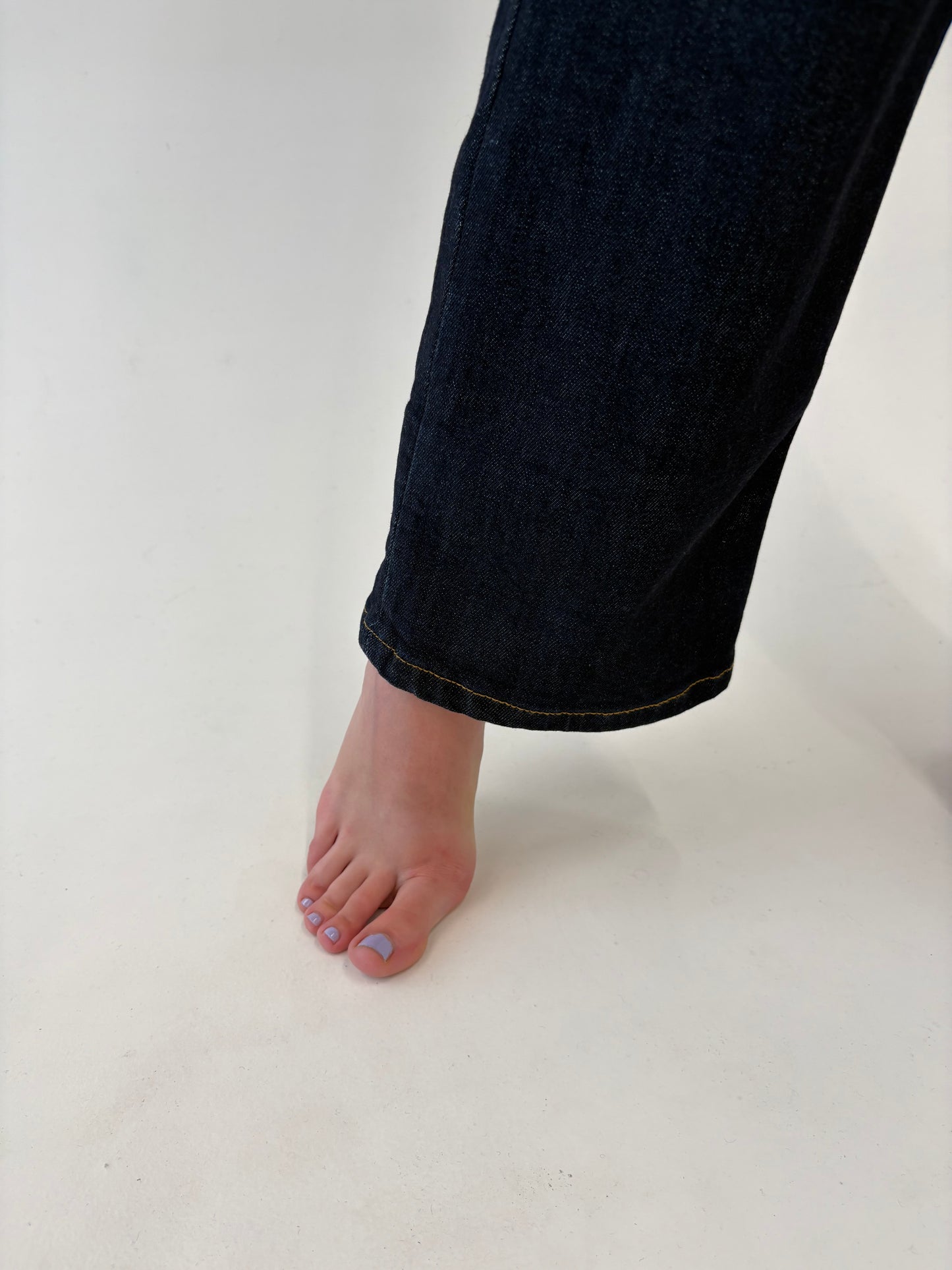 Jeans tall premium evazati dark wash modelatori cu talie ultra înaltă