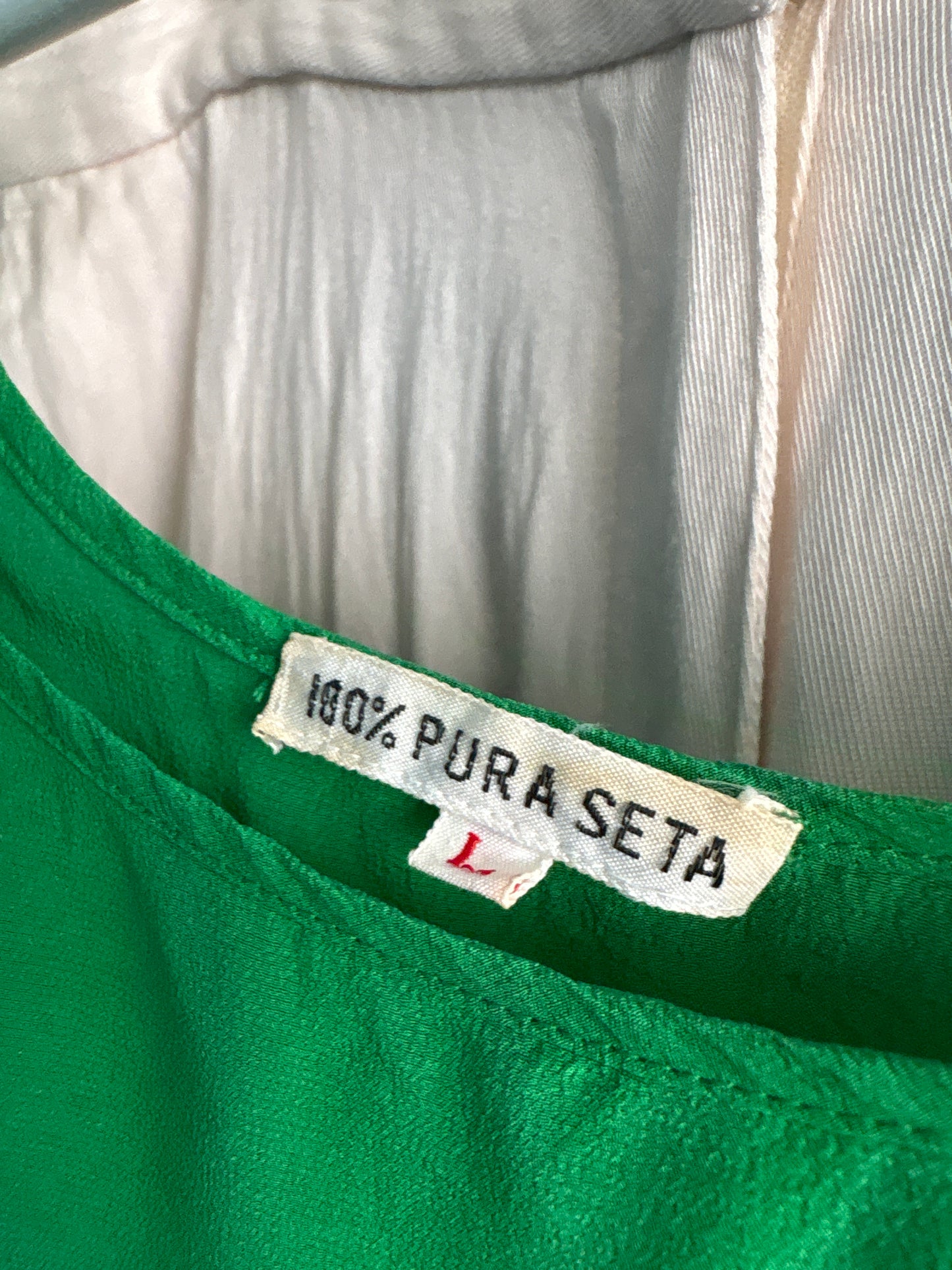 Top verde smarald din mătase naturală