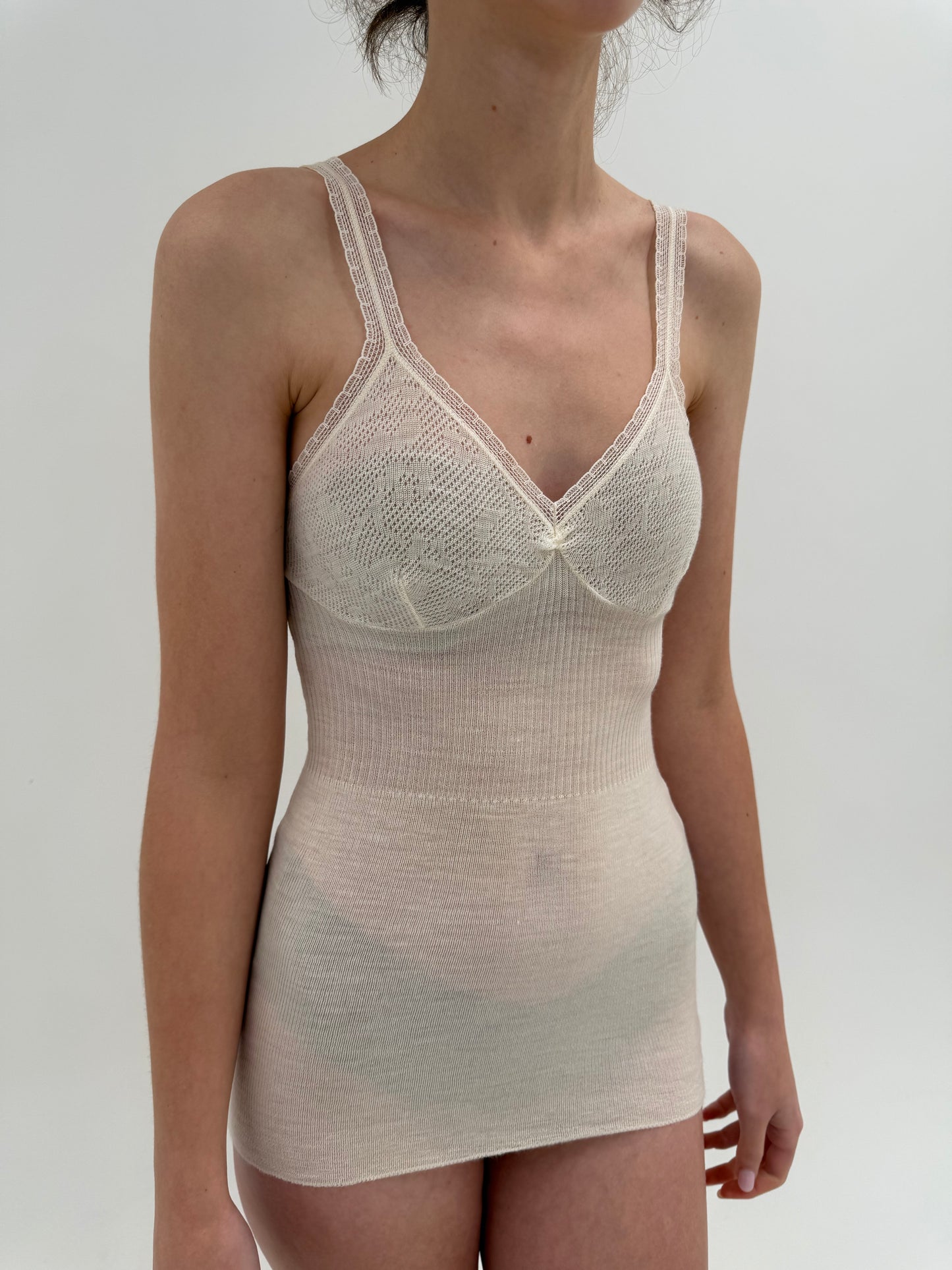 Maieu cambrat italian din lana extafina irestringibila