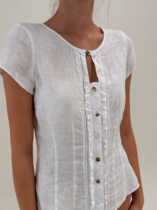 Top vintage ușor cambrat din in excepțional în croi chic ultra feminin