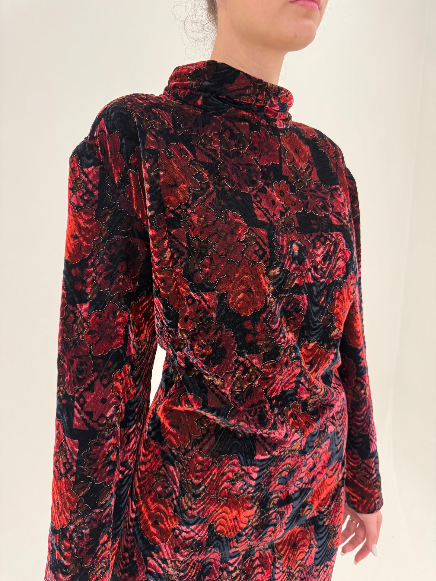 Rochie vintage de la business la cocktail din catifea texturată în culori superbe