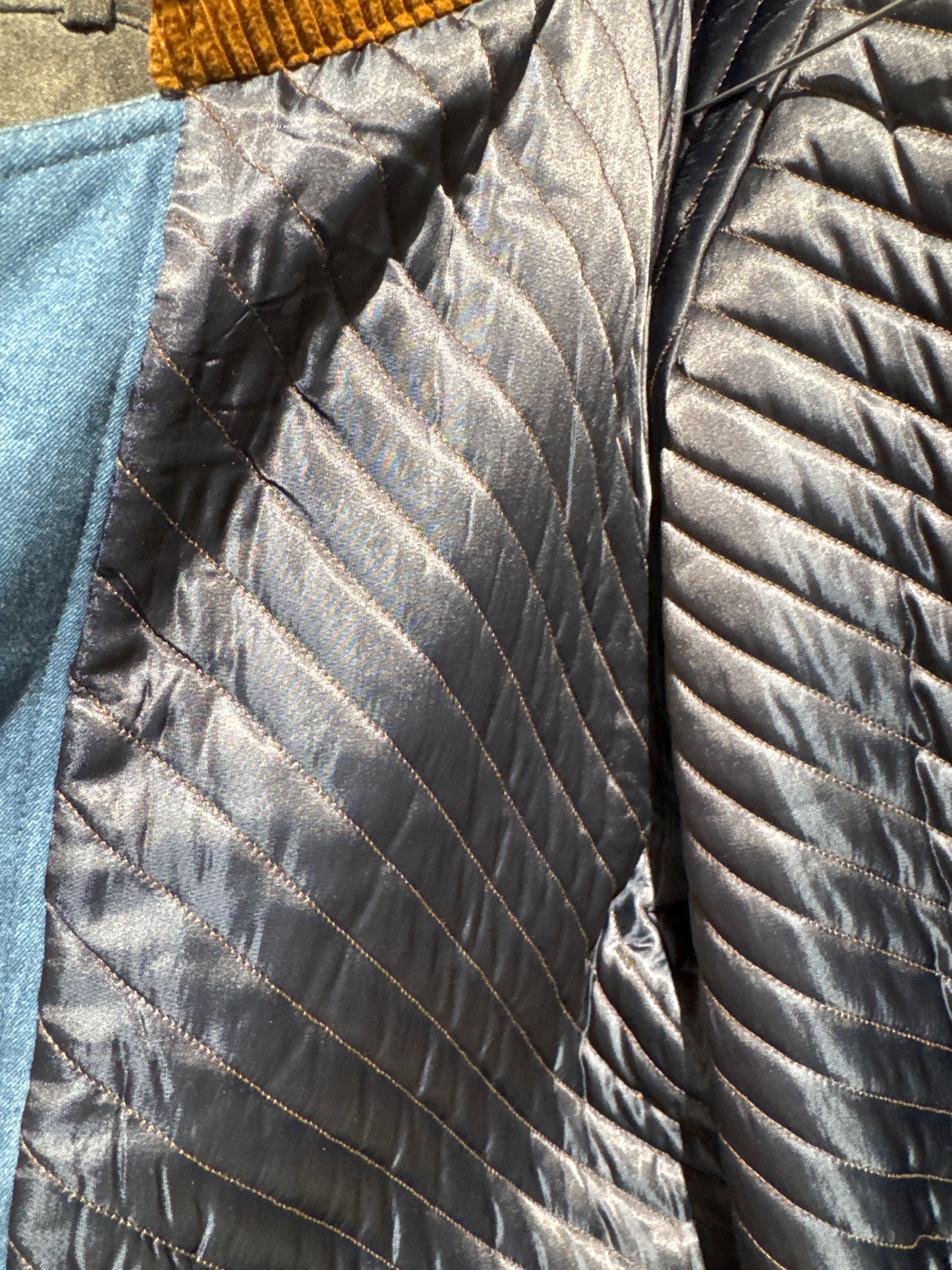 Geacă old vintage anii 70 de brand luxury Claude montana și interior gros matlasat