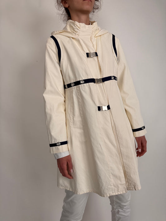 Trench premium cu influențe navy din material impermeabil