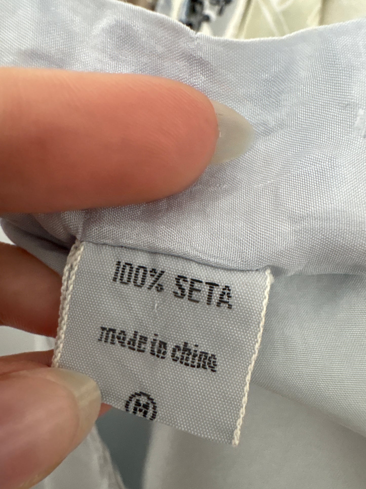 Top silver gray din mătase naturală în croi minimalist