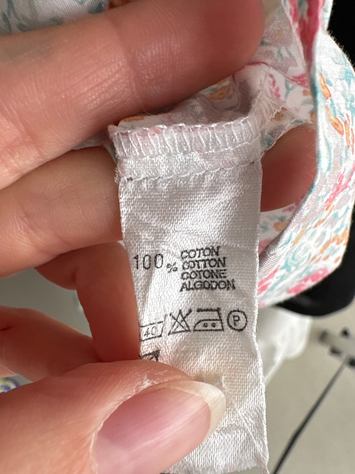 Cămașa de brand luxury vintage Cacharel cu print delicat și guler Peter Pan