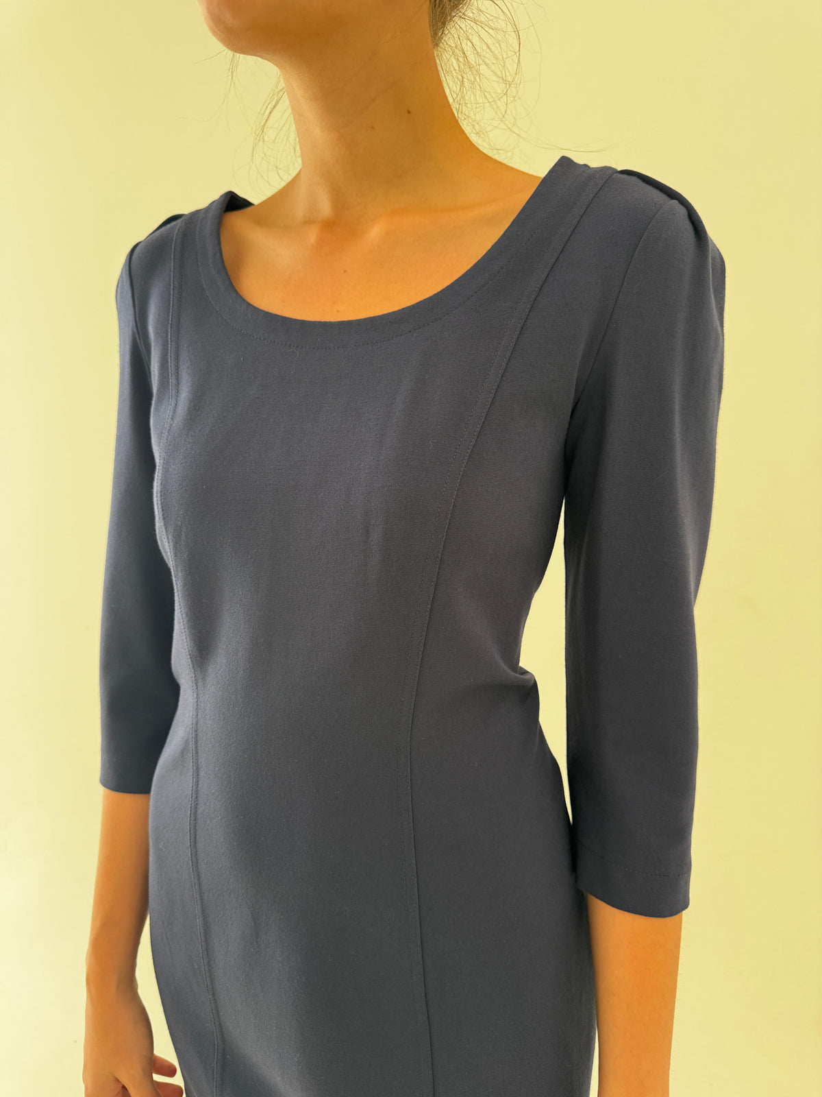 Rochie Hugo Boss business casual din tricot gros de bumbac modelator
