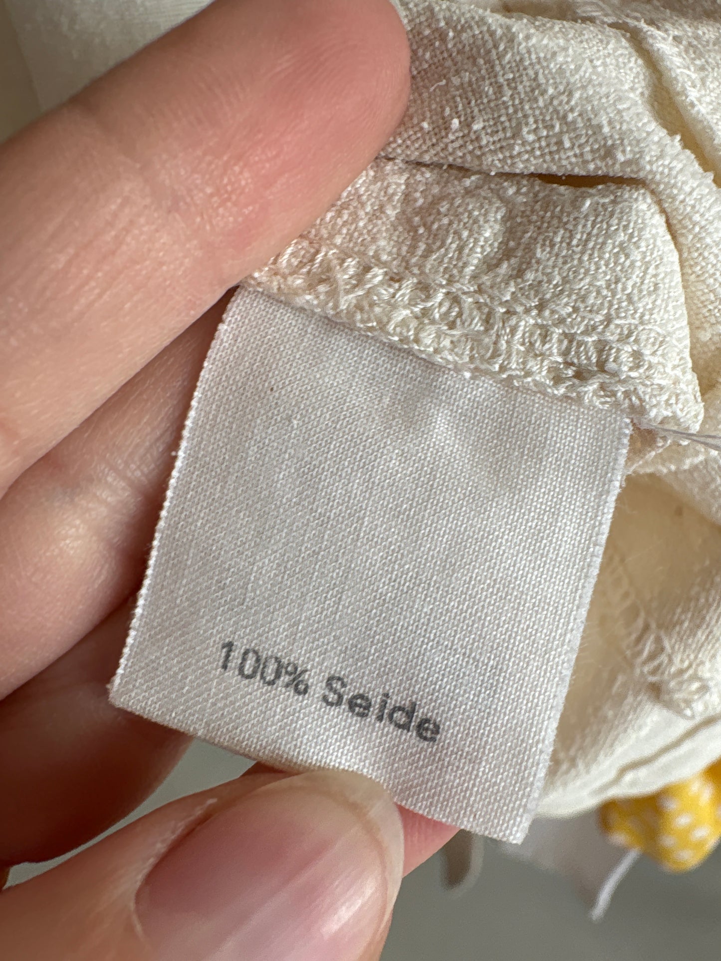Top butter white din mătase naturală raw în croi minimalist oversized