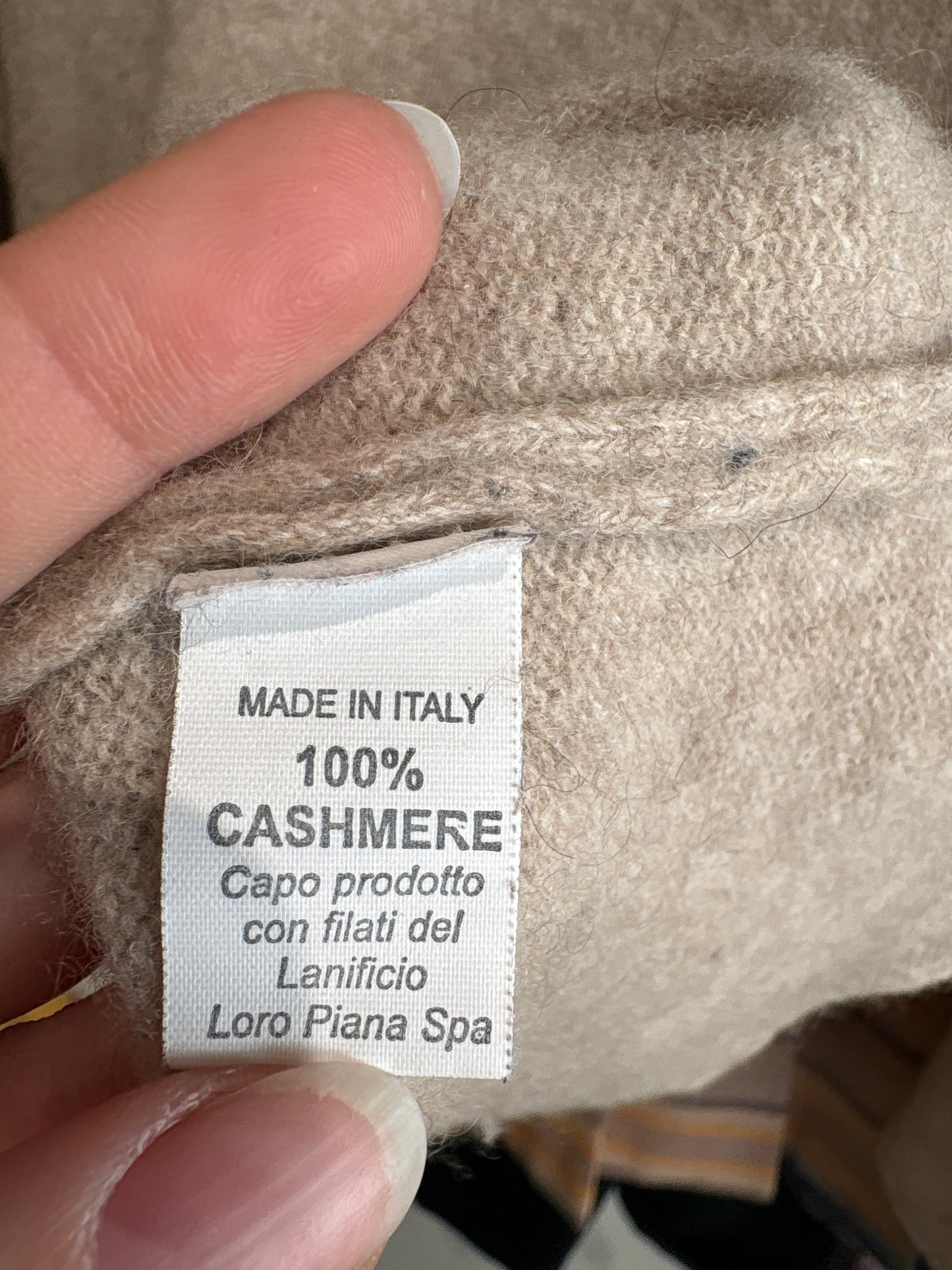 Pulover din cașmir nude high end italian cambrat petite