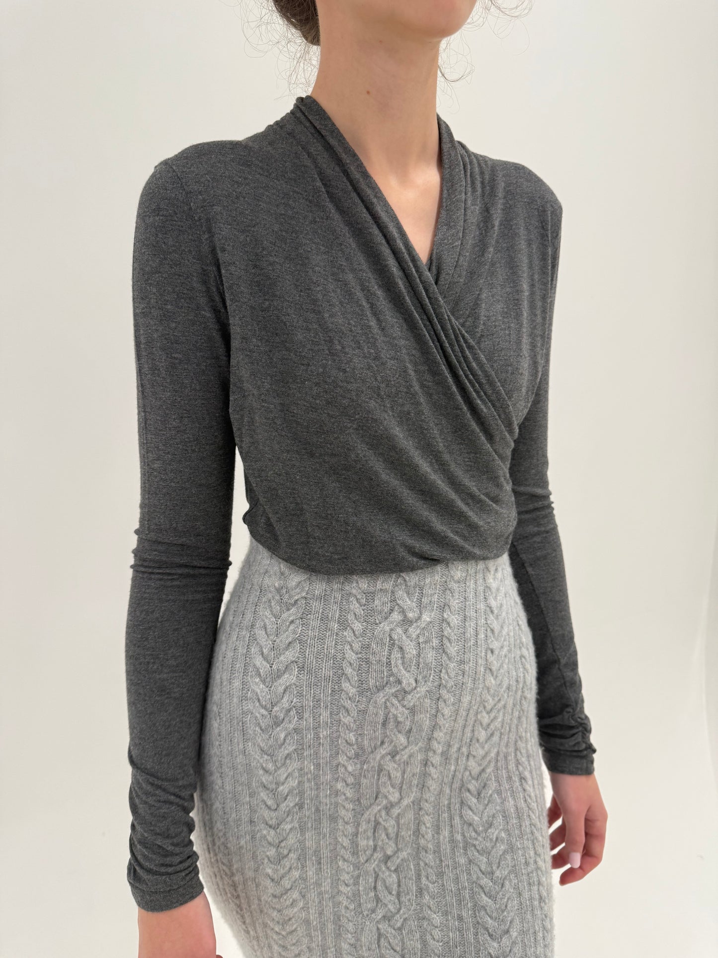 Bluză petrecută Max Mara cu fronseu  din jerse extafin