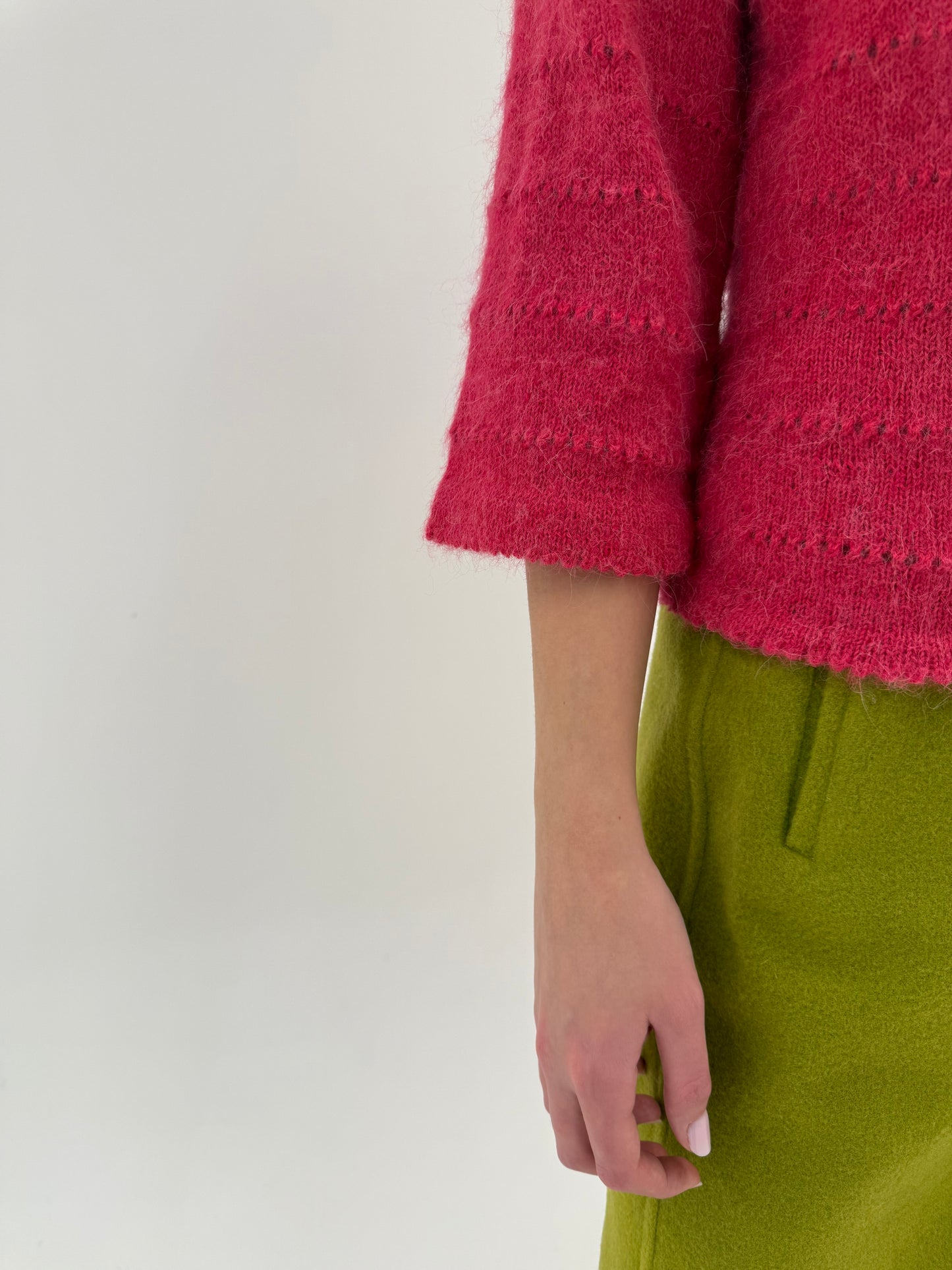 Pulover vintage Barbie pink din baby mohair plin cu mânecă 3/4