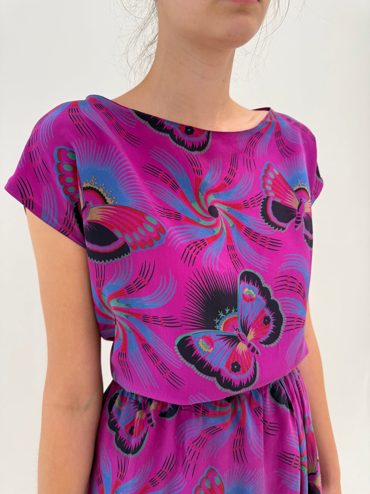 Set vintage magenta din mătase naturală cu fusta petrecută print delicat