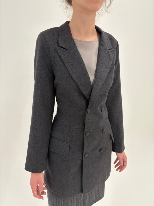 Sacou lung cambrat cu revere late din lana extrafina