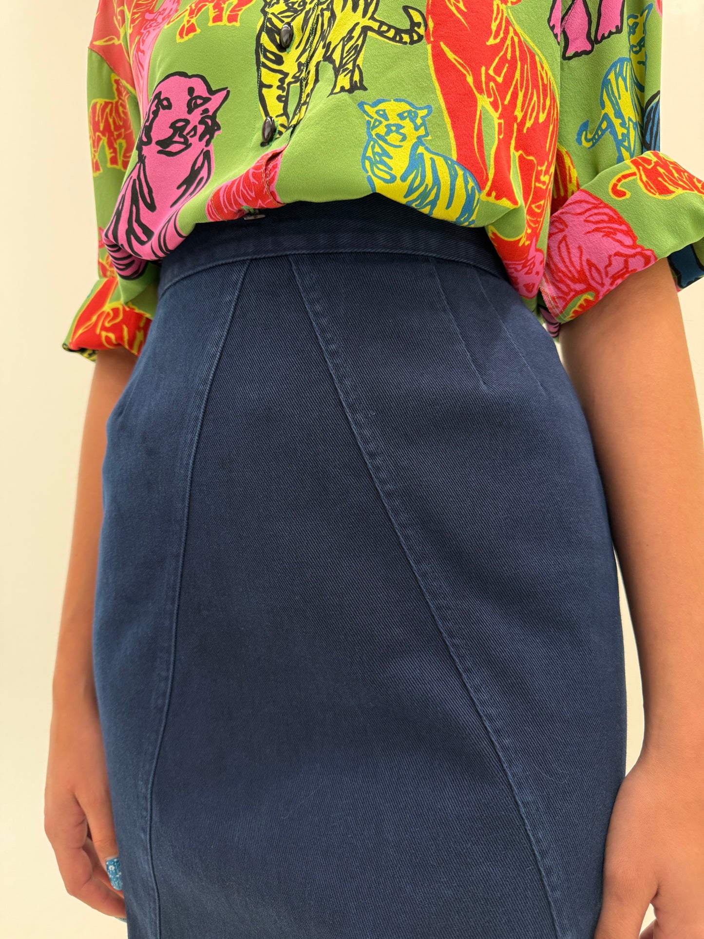 Fustă vintage Fendi din jeans ultra confort creion midi classic dark wash