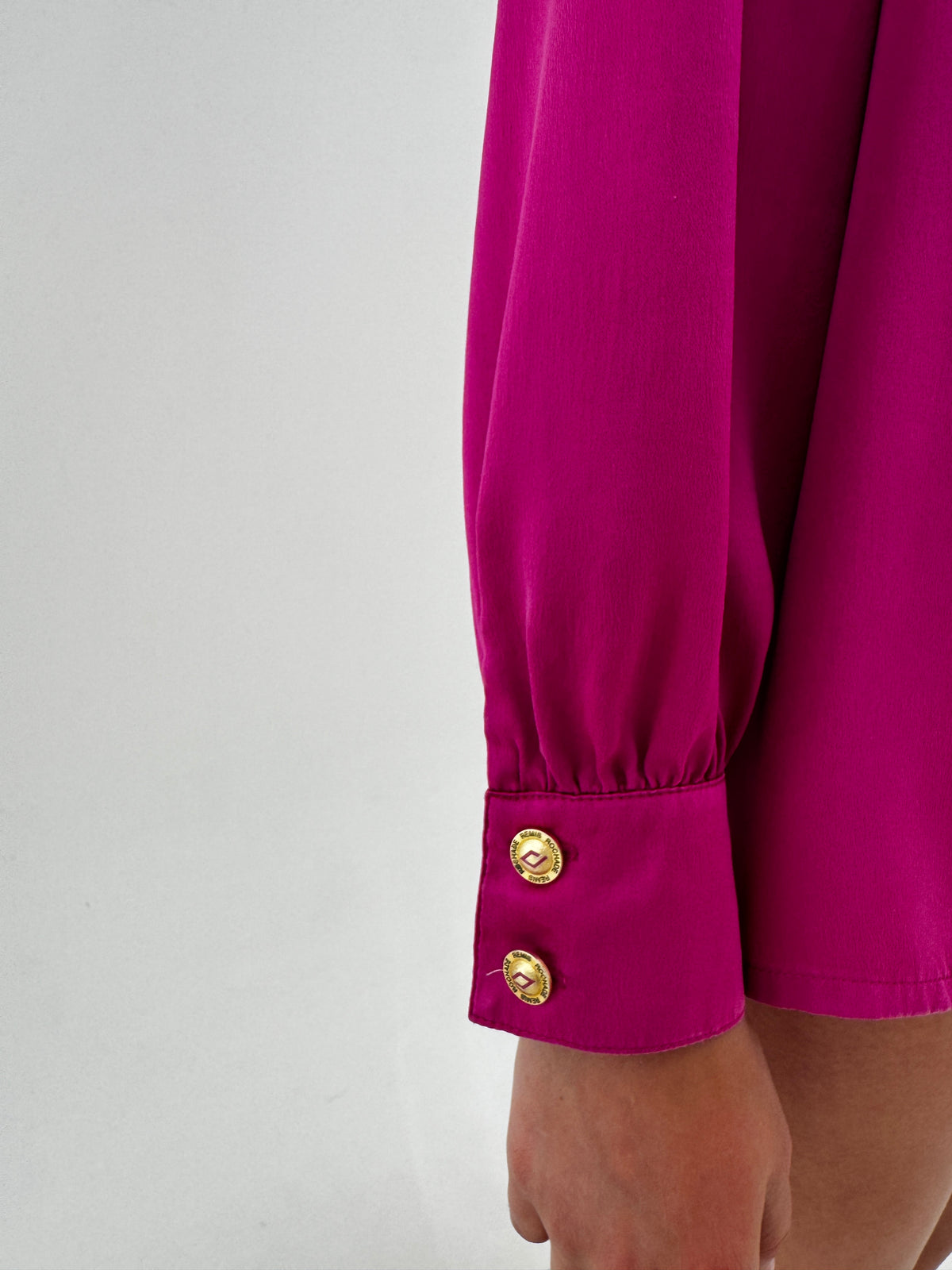 Cămașa vintage magenta din mătase naturală satibata în croi minimalist amplu