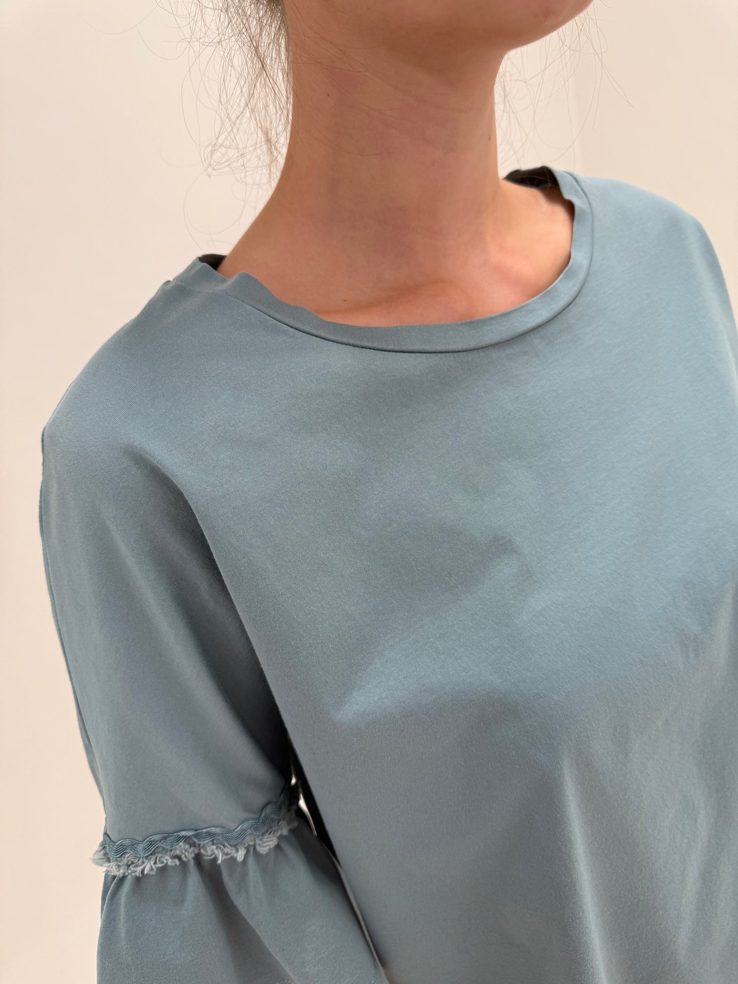 Top gama Max Mara dusty blue în croi ultra chic din bumbac premium