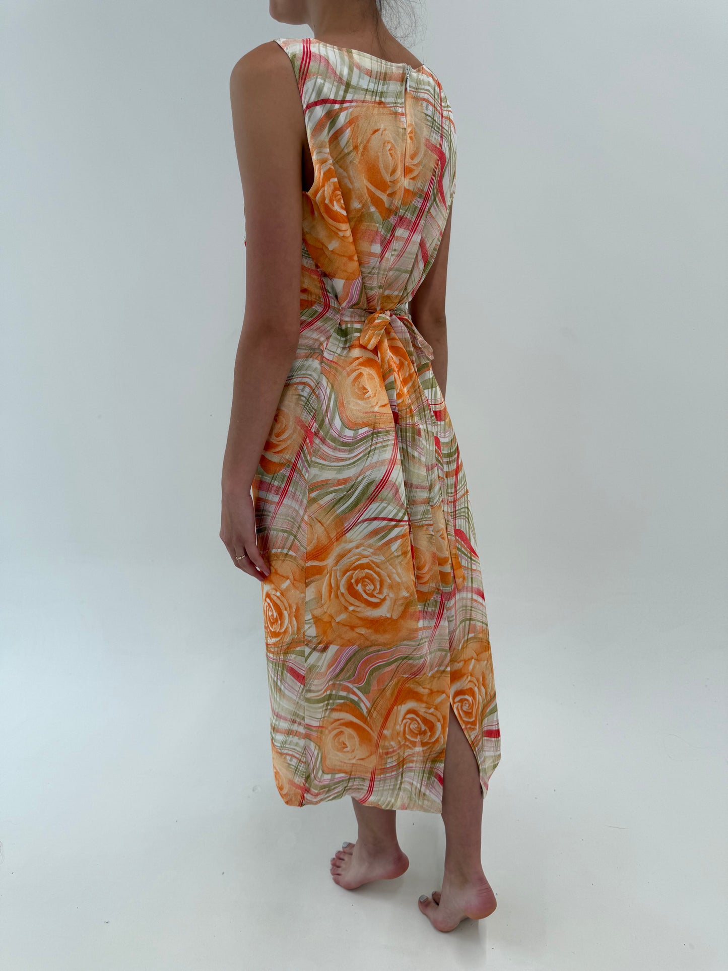 Rochie maxi super vaporoasă cu talie reglabilă la spate