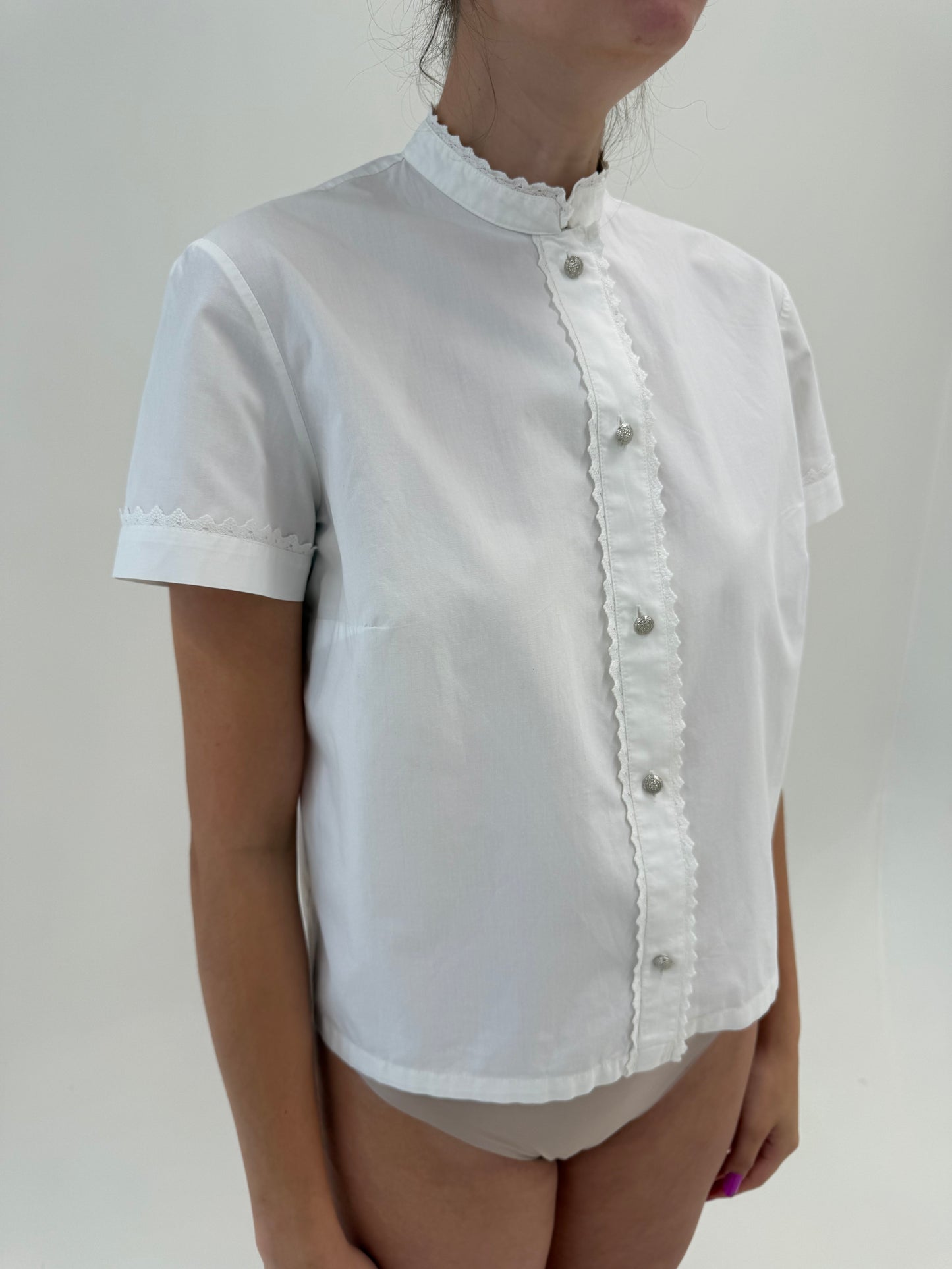 Cămașa vintage din poplin premium de bumbac cu inserții de dantelă