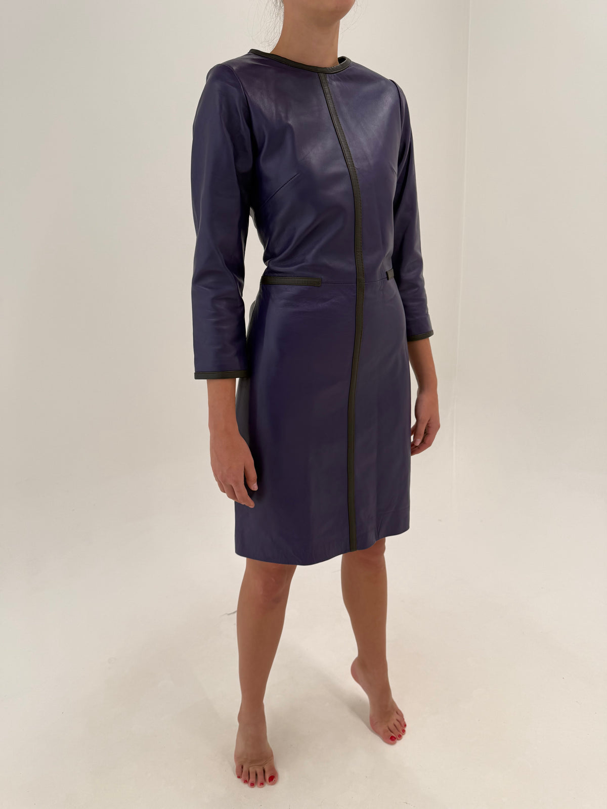 Rochie dark violet din piele naturală extra moale și extrem de fină