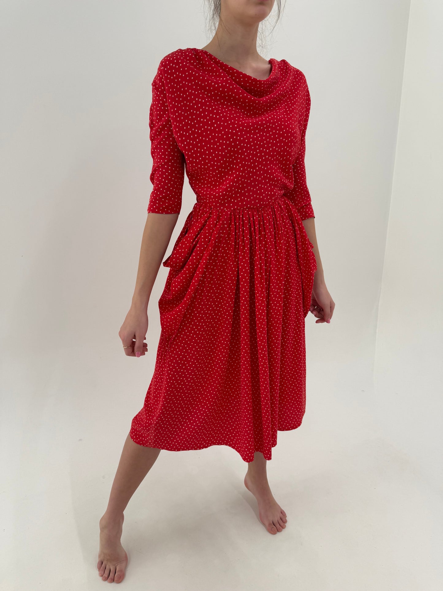 Rochie vintage cu buline din mătase naturală