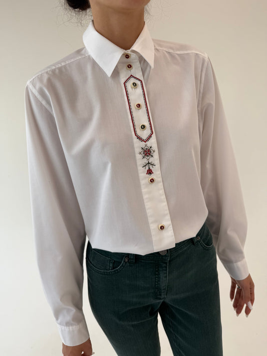 Cămașa vintage cu broderie din bumbac