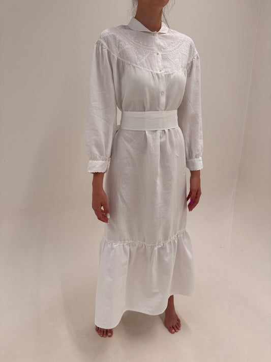 Rochie maxi cu broderie manuală excepțională din cea mai fină pânză de in