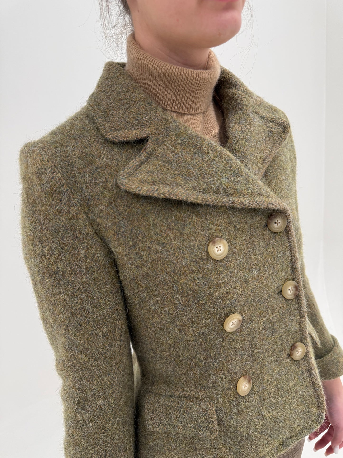 Sacou Ralph Lauren cambrat cu închidere dublă din alpaka și lana extrafina