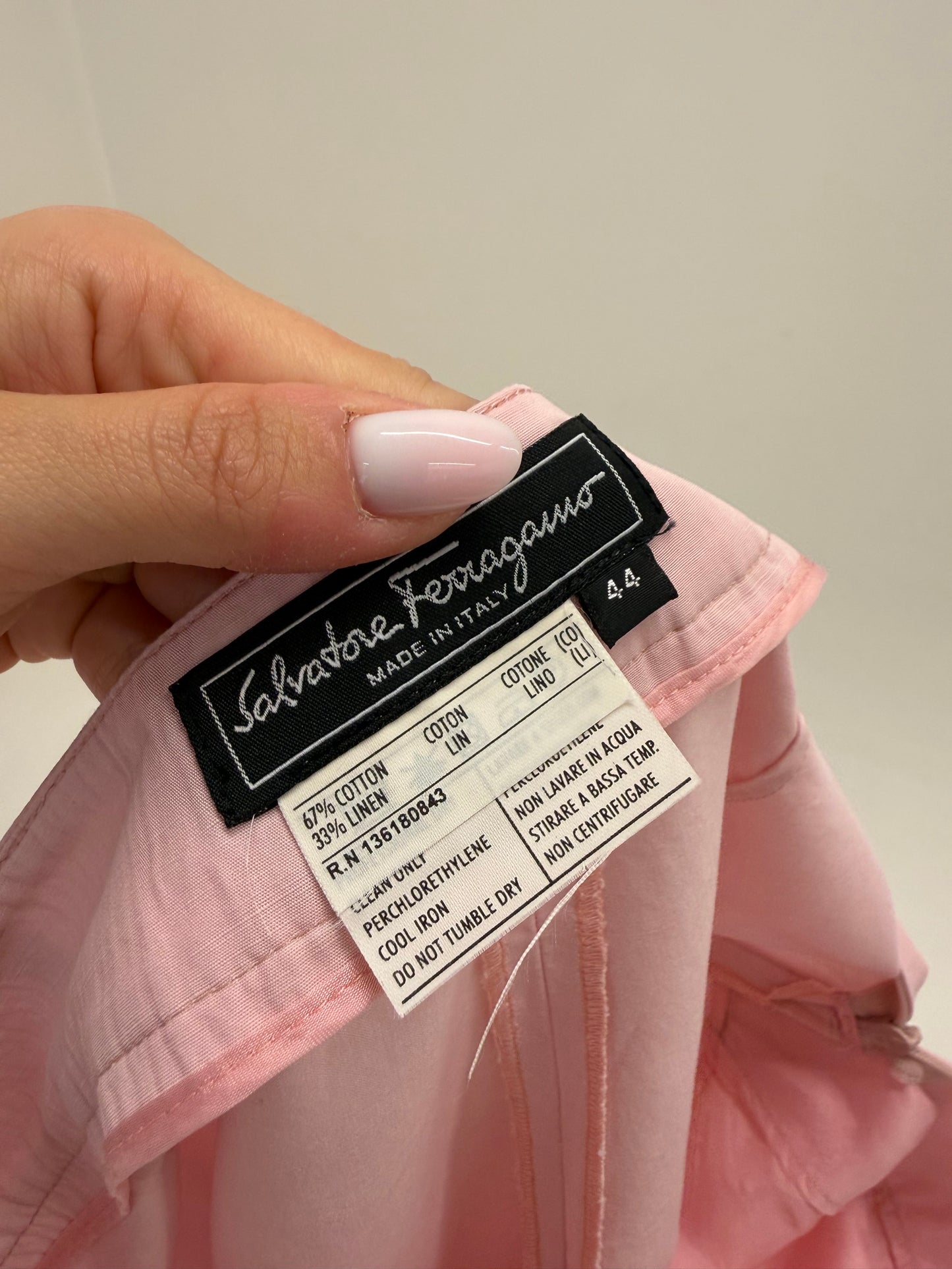 Pantaloni ultra luxury noi Salvatore Ferragamo capri din bumbac și in powder Pink