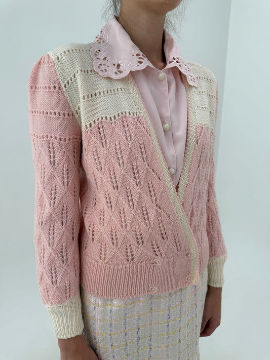 Cardigan vintage dantelat din lana extrafina powder pink și ivoire