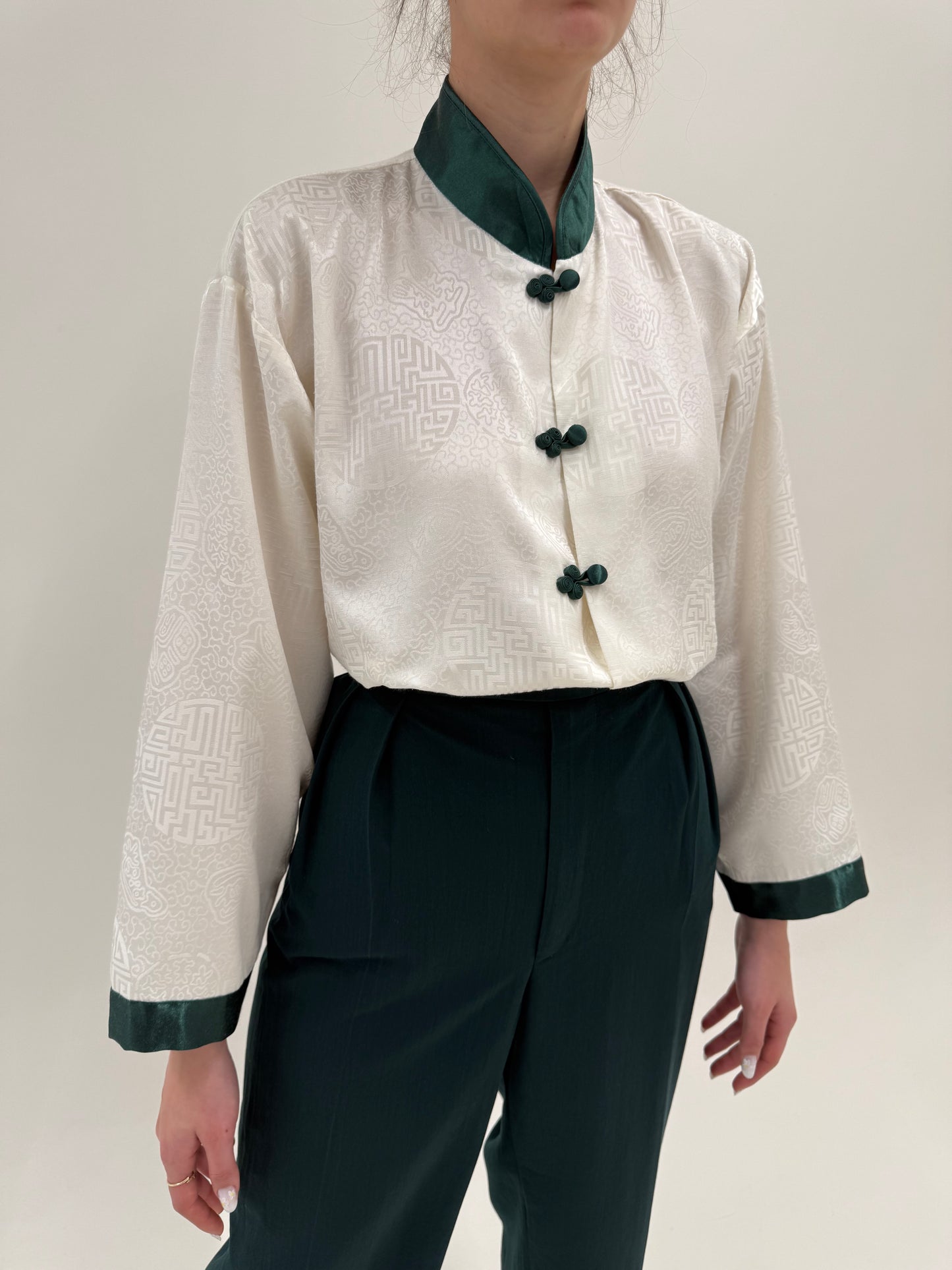 Cămașa/ jacheta butter white cu influențe asiatice din jacquard