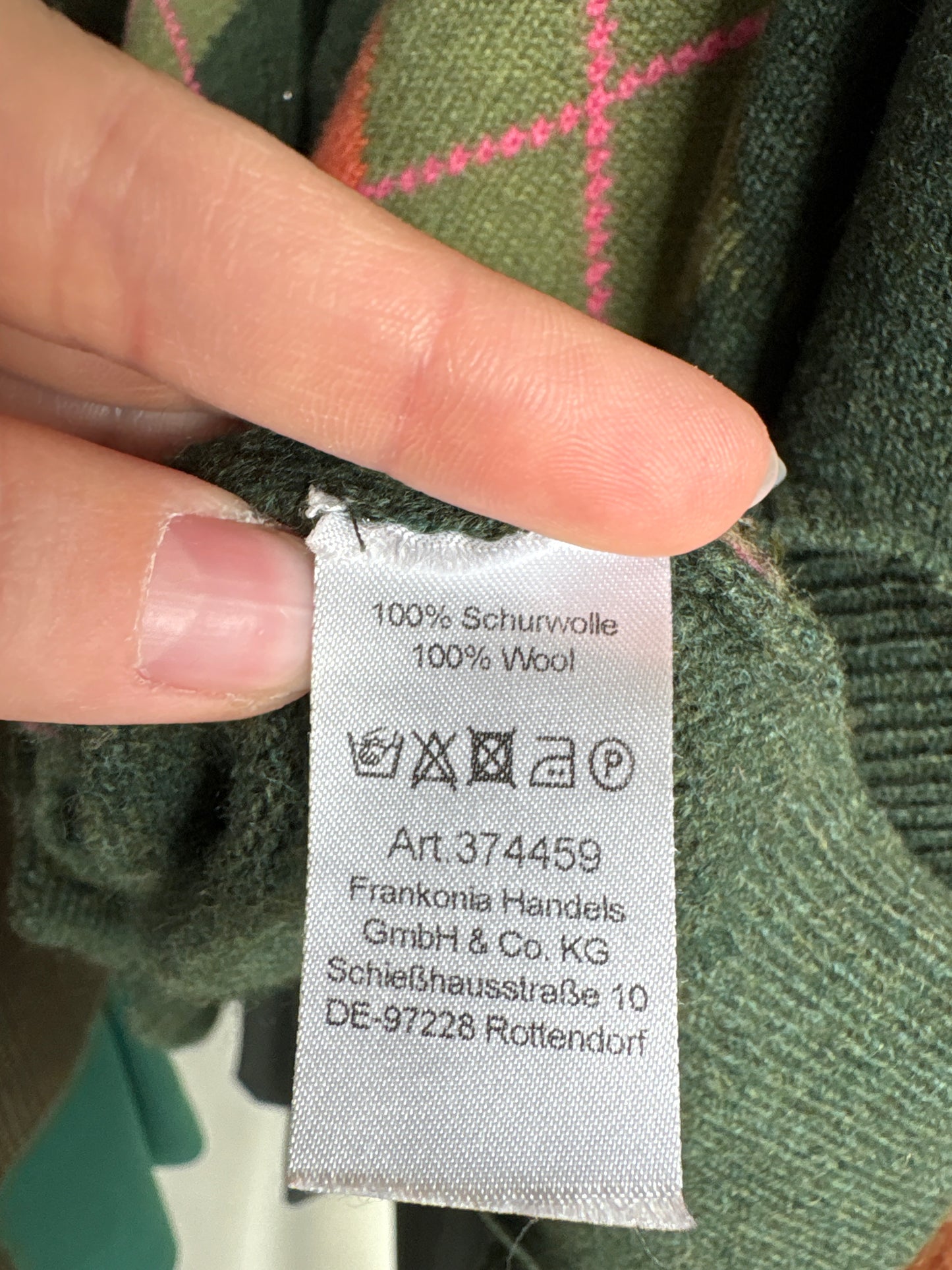 Cardigan premium gros din lana în culori superbe și romburi