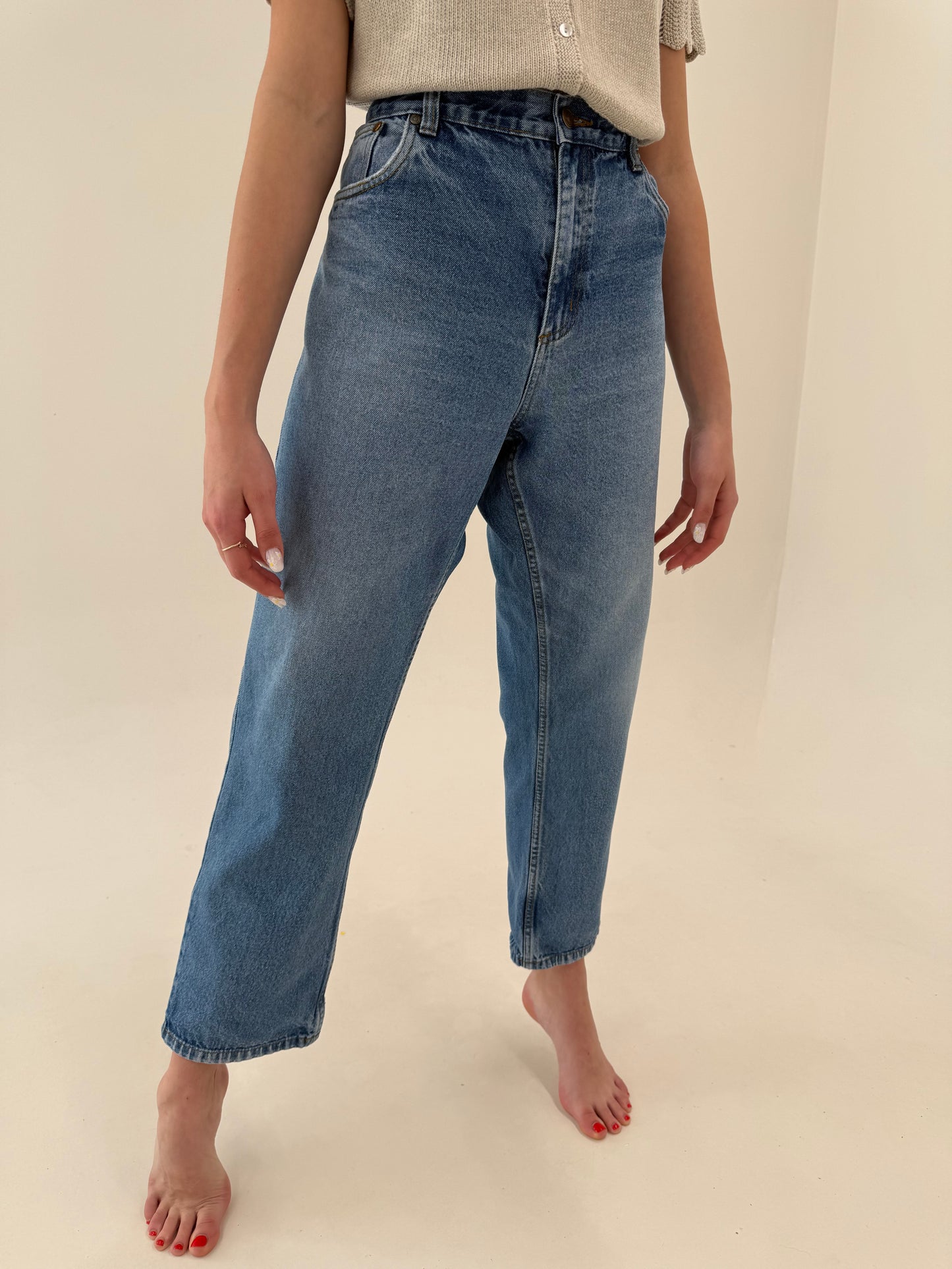 Jeans vintage classic wash straight leg cu talie înaltă