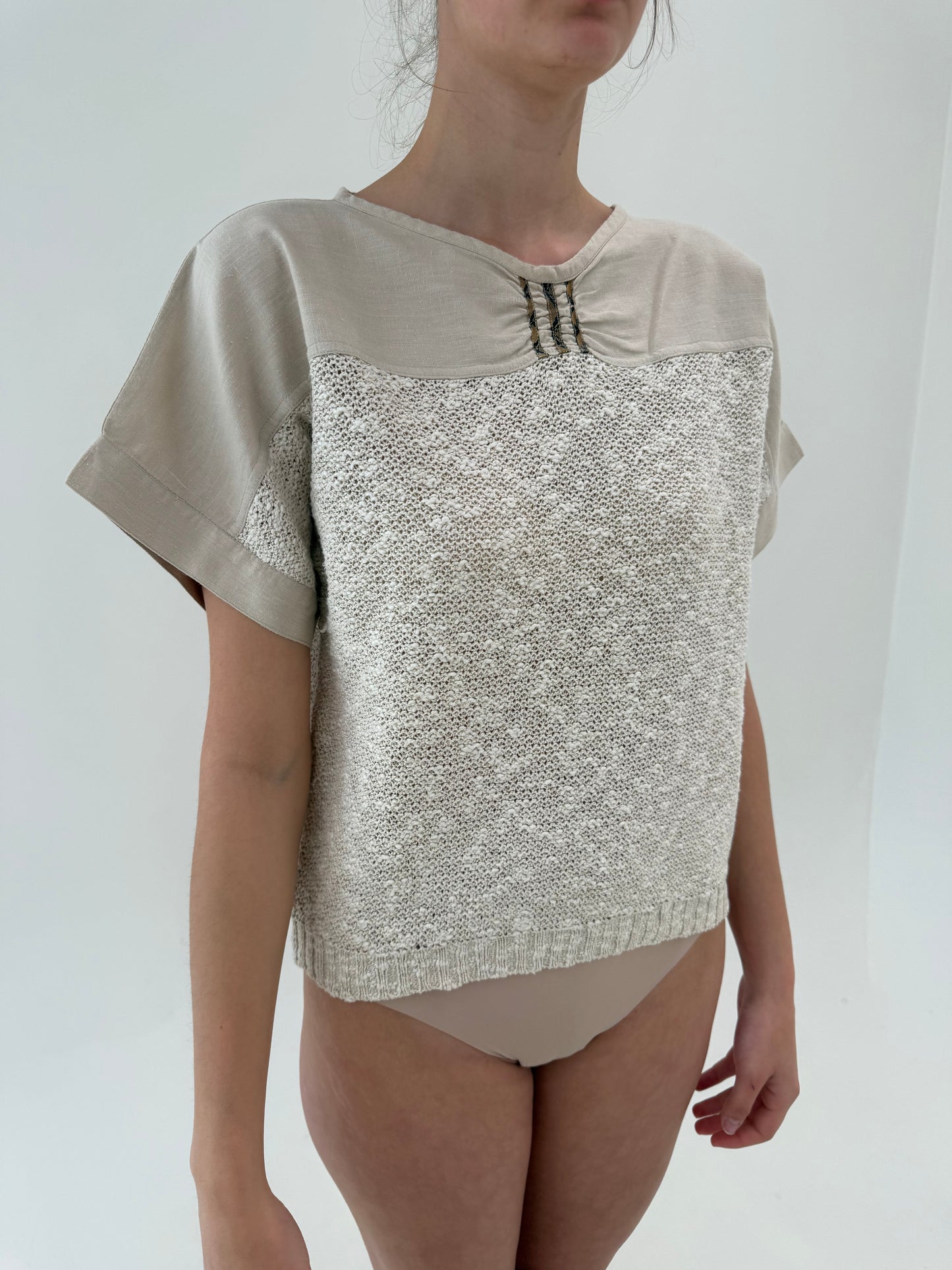 Top vintage nude din jerse și in în croi lejer retro modern