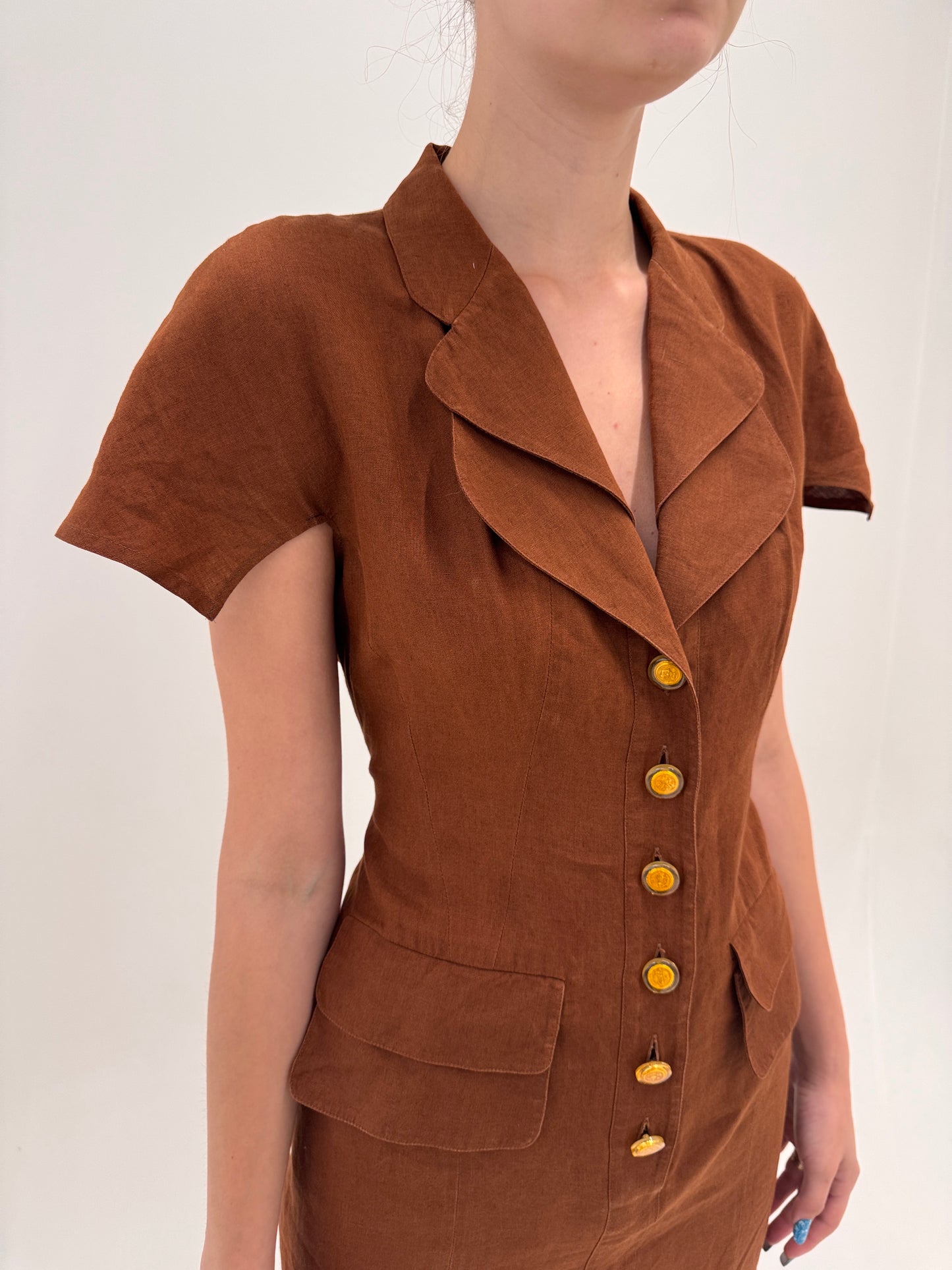 Rochie Fendi vintage în croi chic din in excepțional caramel brown