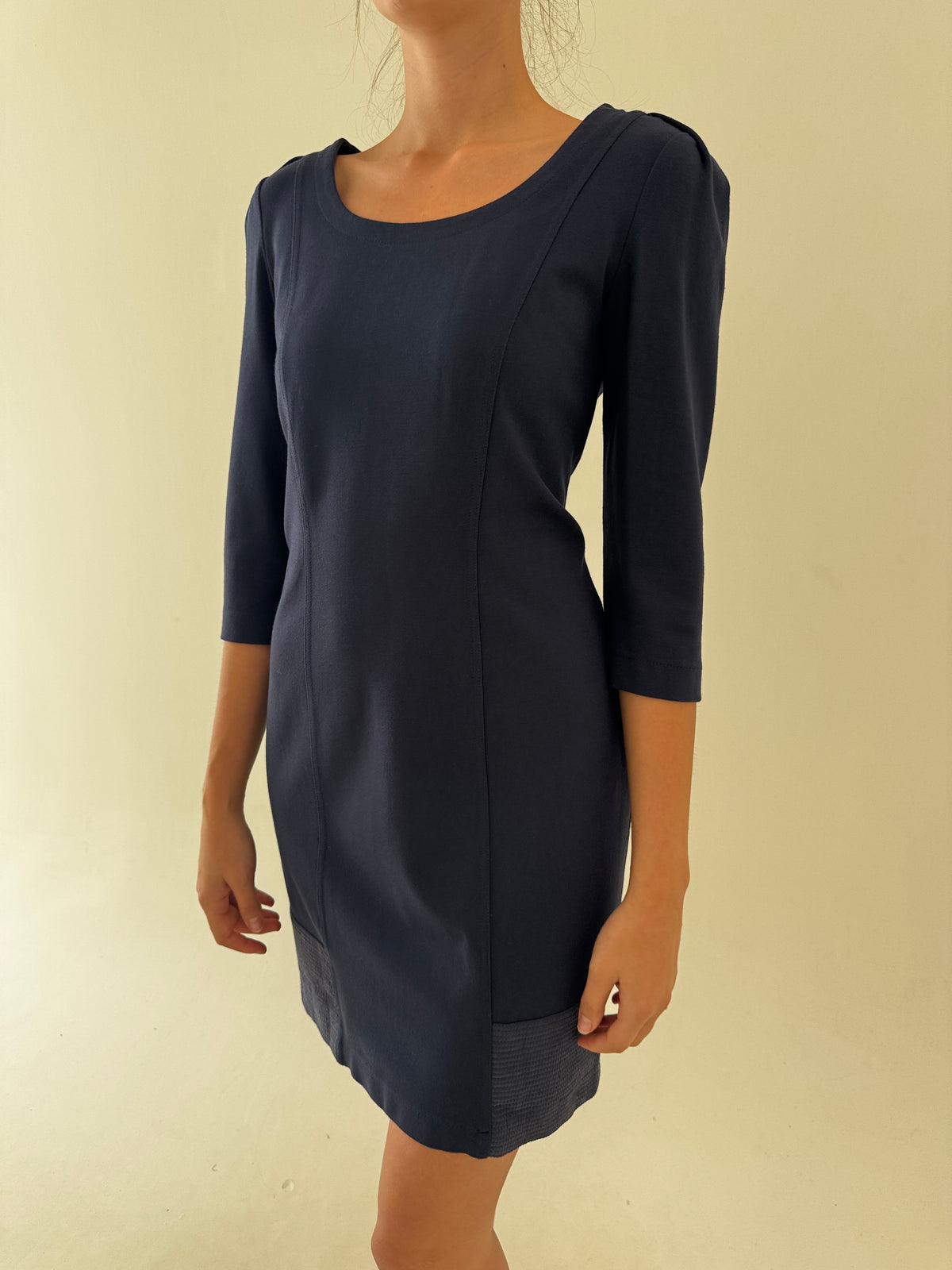 Rochie Hugo Boss business casual din tricot gros de bumbac modelator