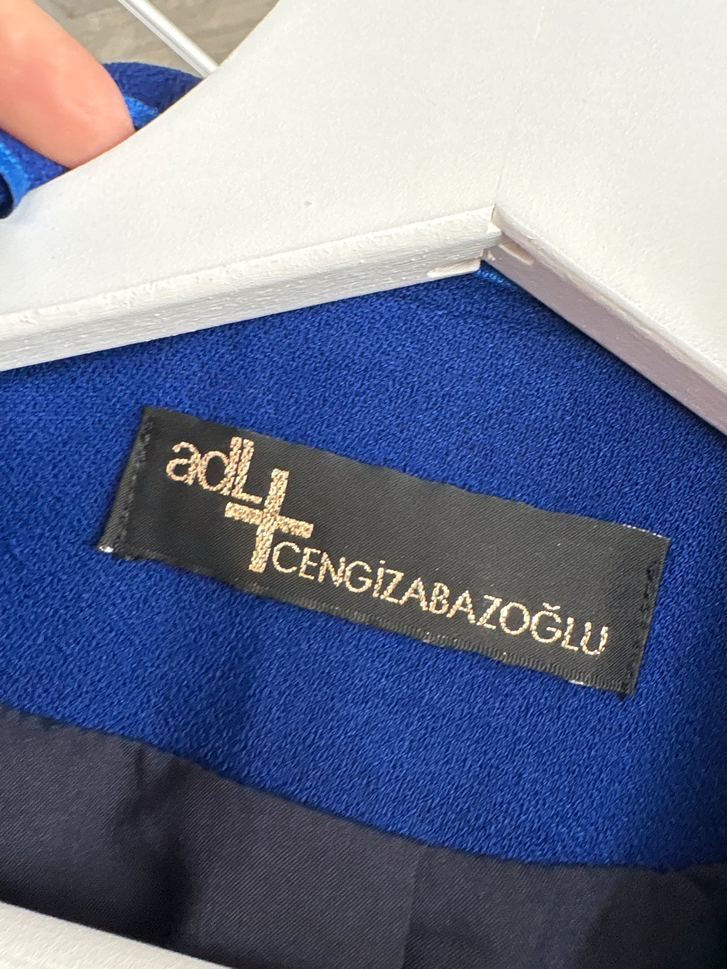 Costum albastru regal tall in croi ultra chic din material plin modelator