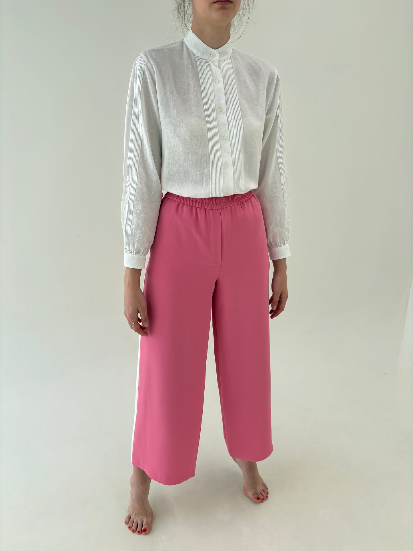 Pantaloni palazzo Barbie pink cu talie ultra înaltă elastică din crep cu cădere superbă