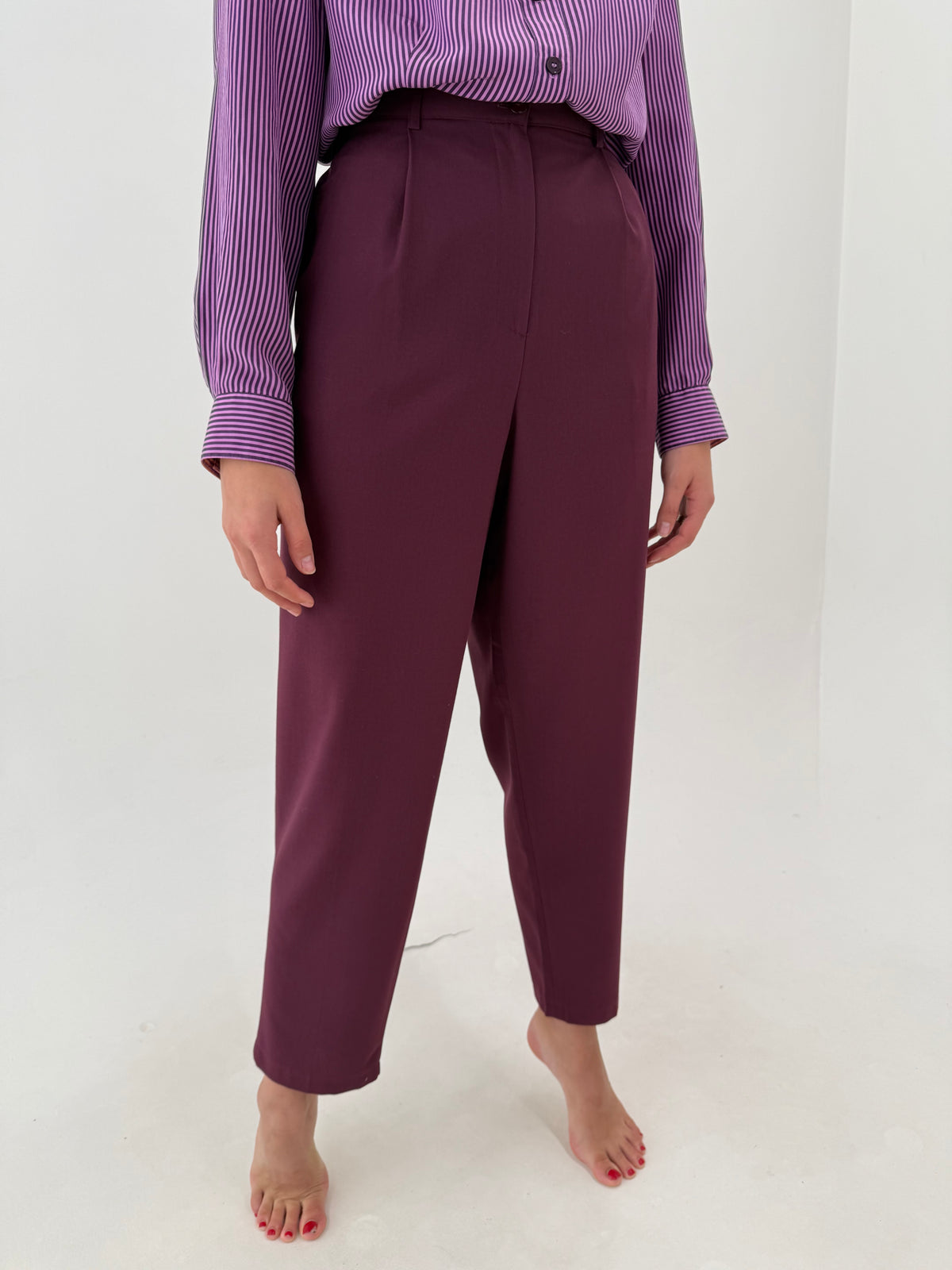 Pantaloni plus cu talie ultra înaltă din stofita extrafina cu solduri generoase
