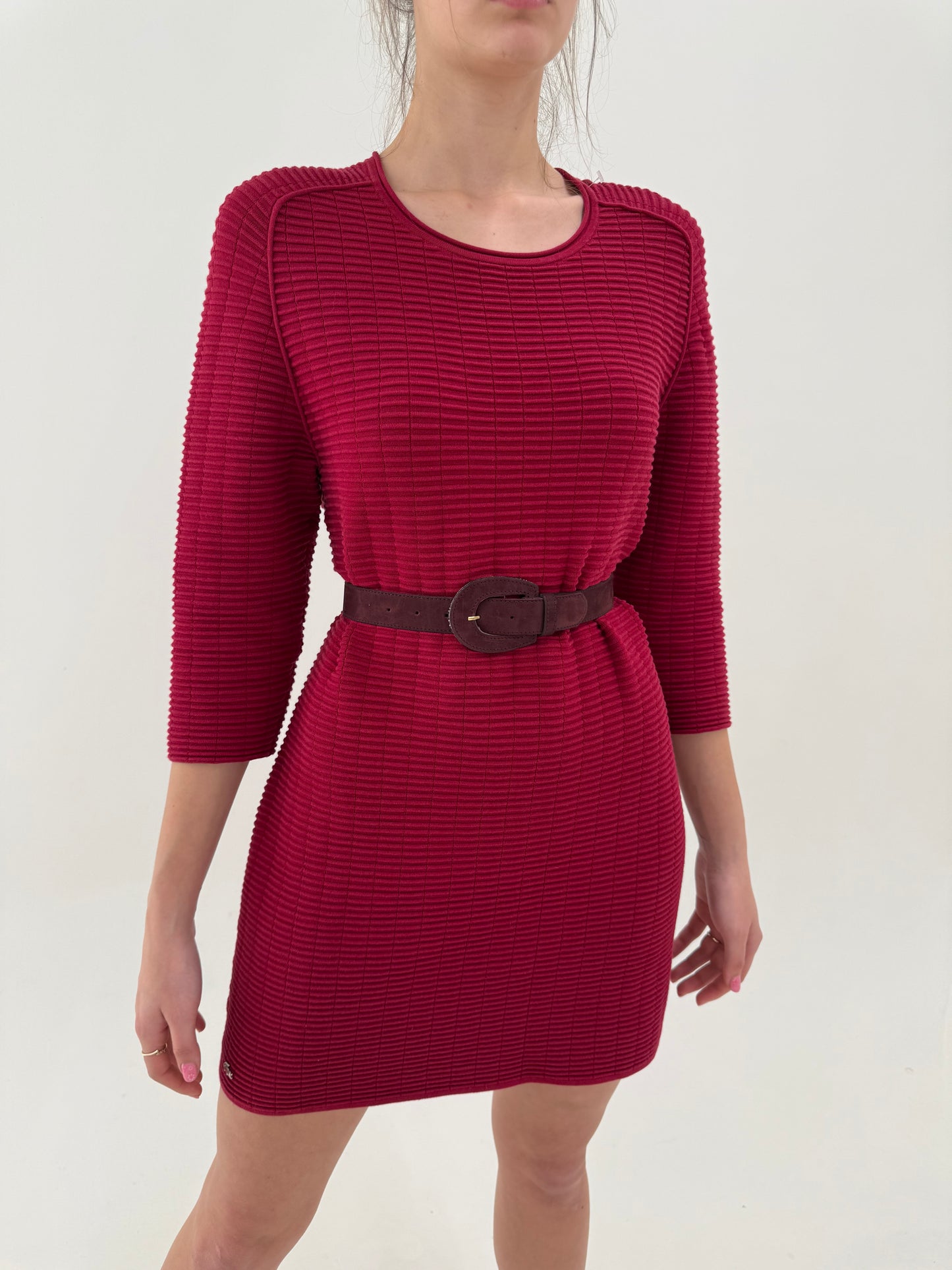 Rochie Lacoste cu influențe casual din jerse ribbed de bumbac cu elastan