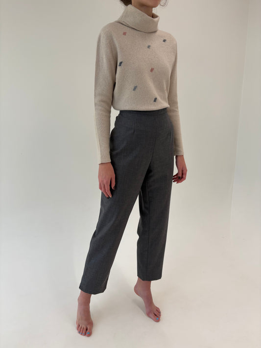 Pantaloni țigaretă mom fit din lana extrafina pura certificată