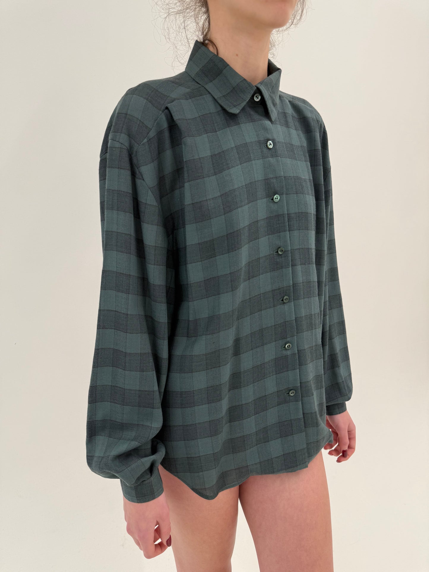 Set din lana extrafina în carouri cu fustă plisată midi