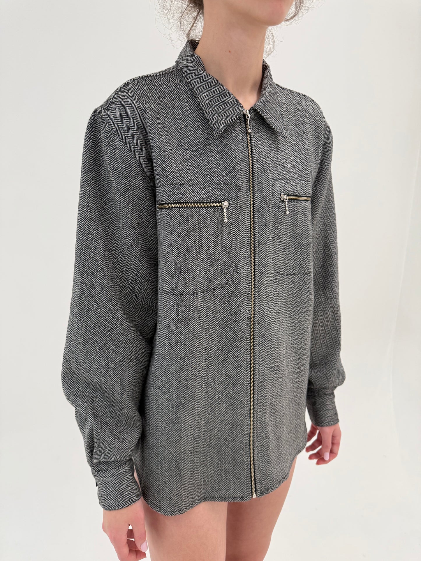 Cămașa groasă italiana din lana extrafina Chevron alb-negru