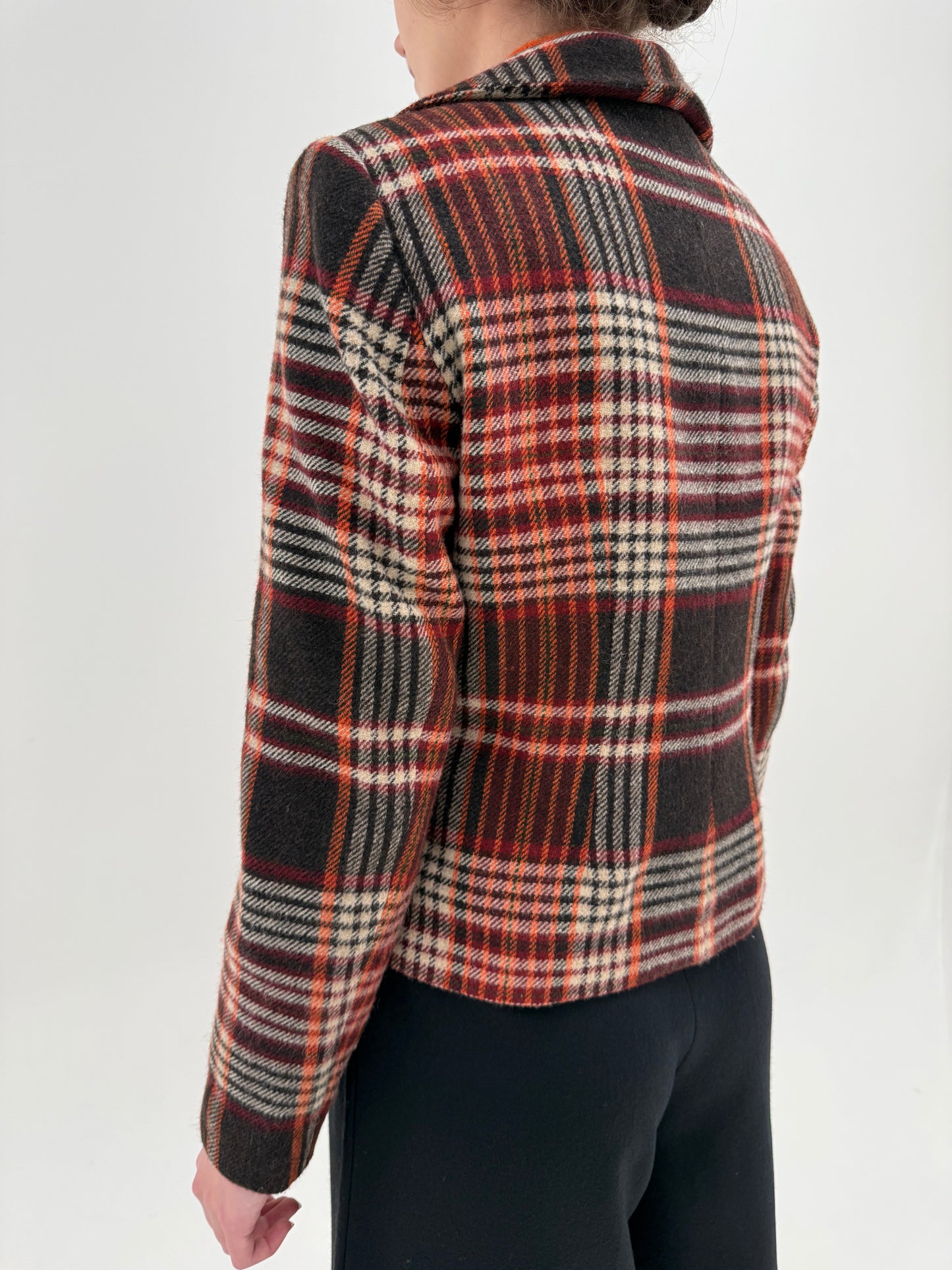 Sacou de brand luxury Madeleine din Tartan plin de lana extrafina