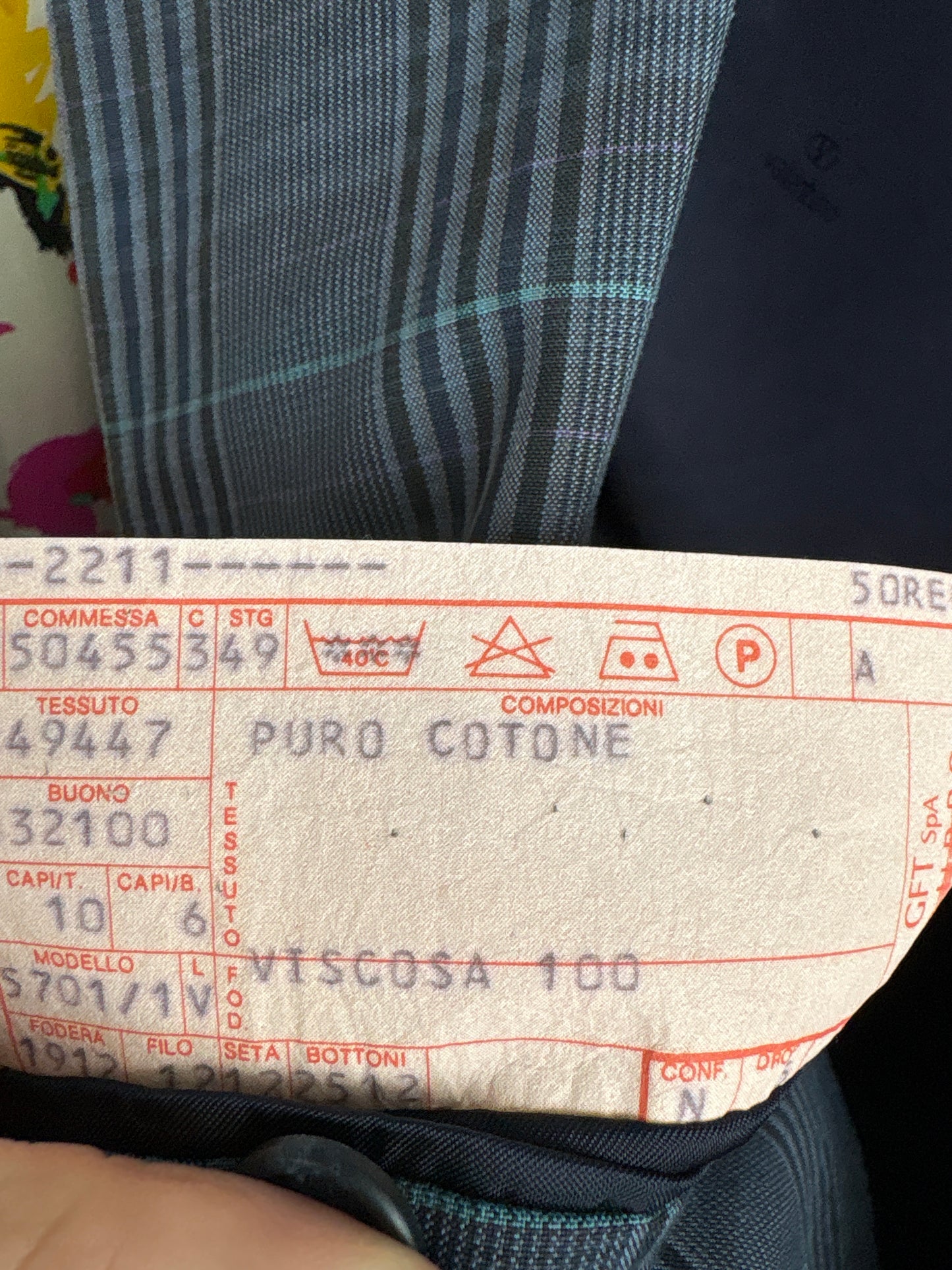 Sacou vintage Valentino în carouri fine turcoaz și powder Pink in croi actual