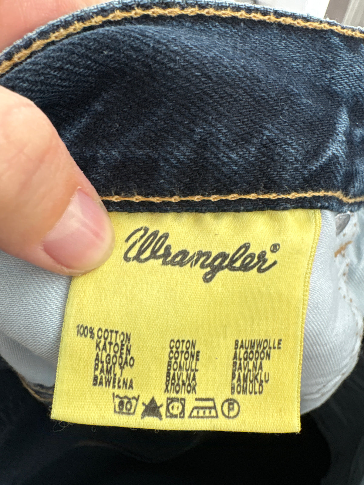 Jeans vintage premium Wrangler din bumbac gros dark wash classic fit