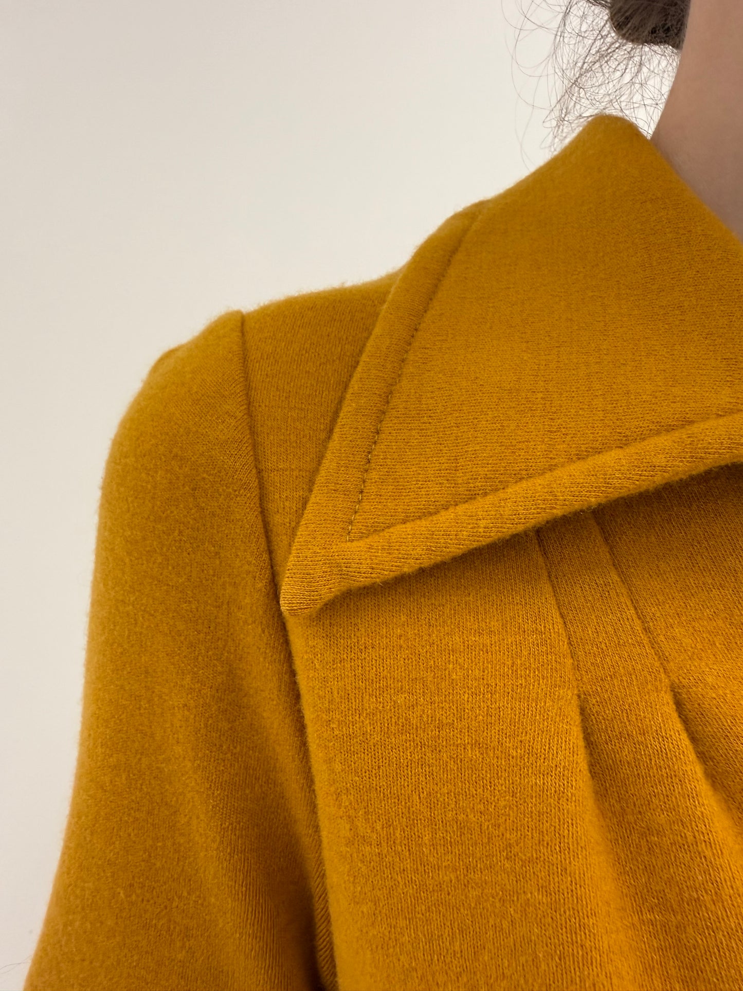 Rochie Old vintage anii 70 mustard yellow din lana extrafina