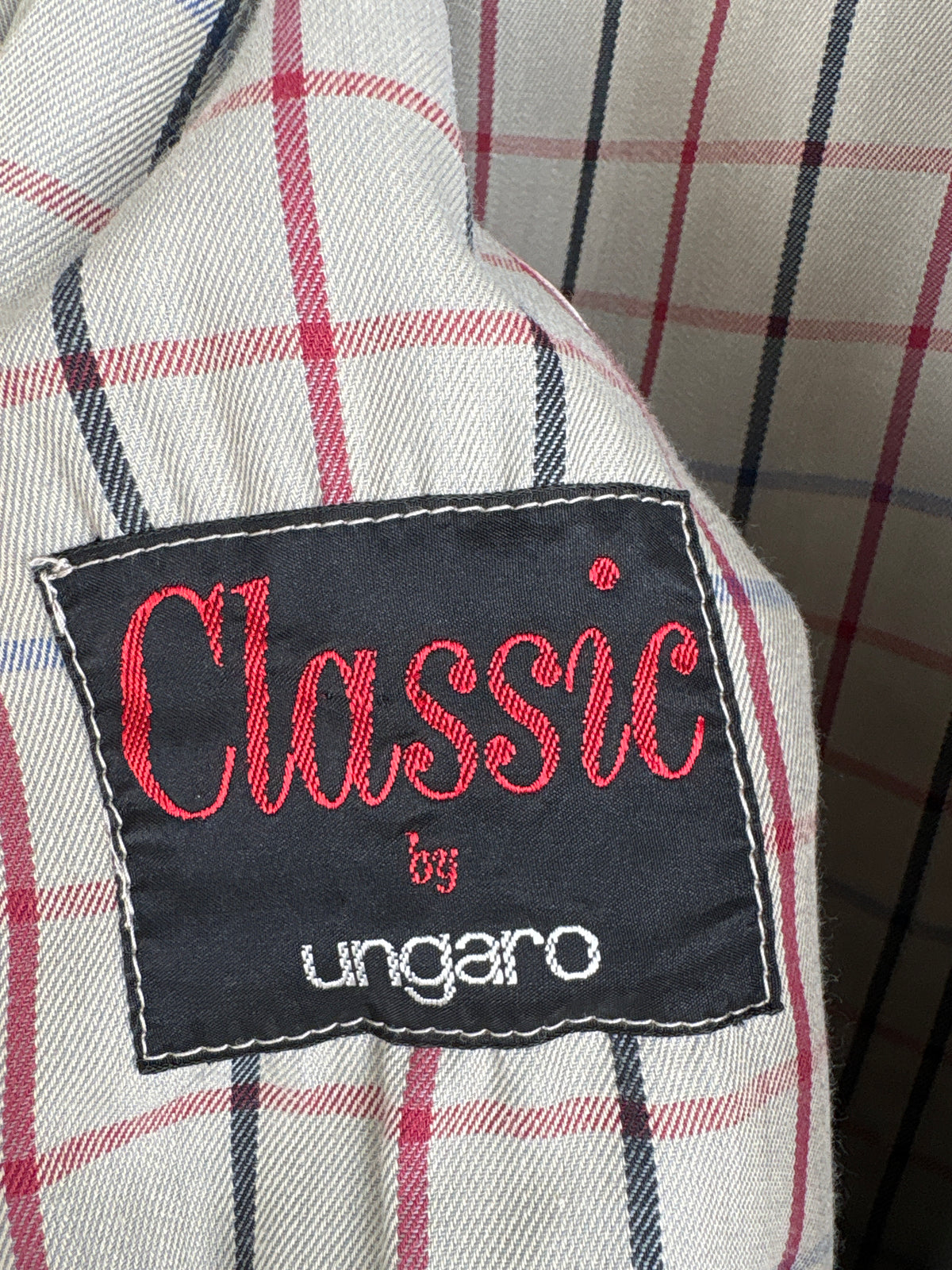 Trench Ungaro vintage Sage green din gabardină groasă impermeabilă și croi clasic